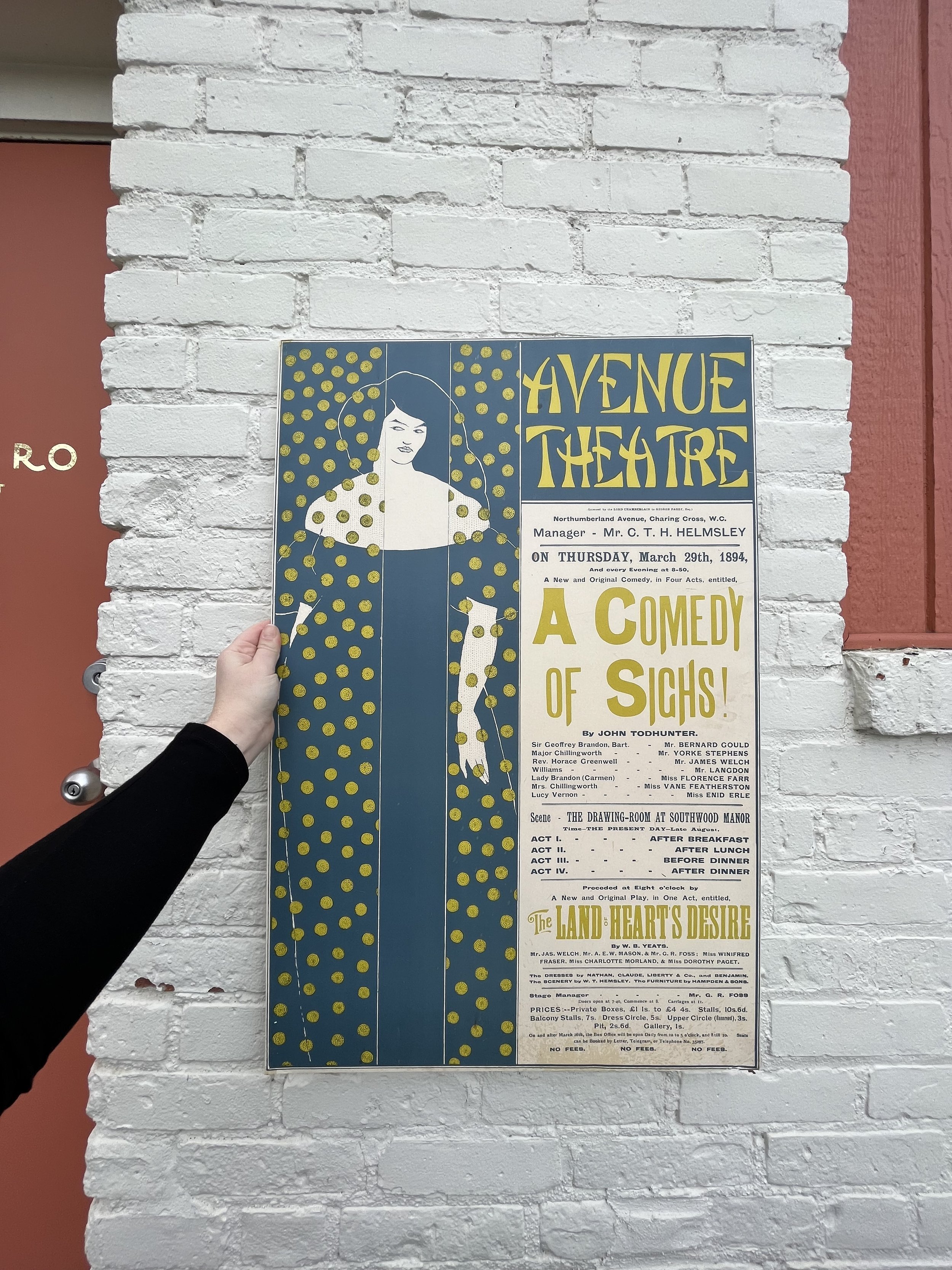home_decor_audrey_beardsley_poster.jpg
