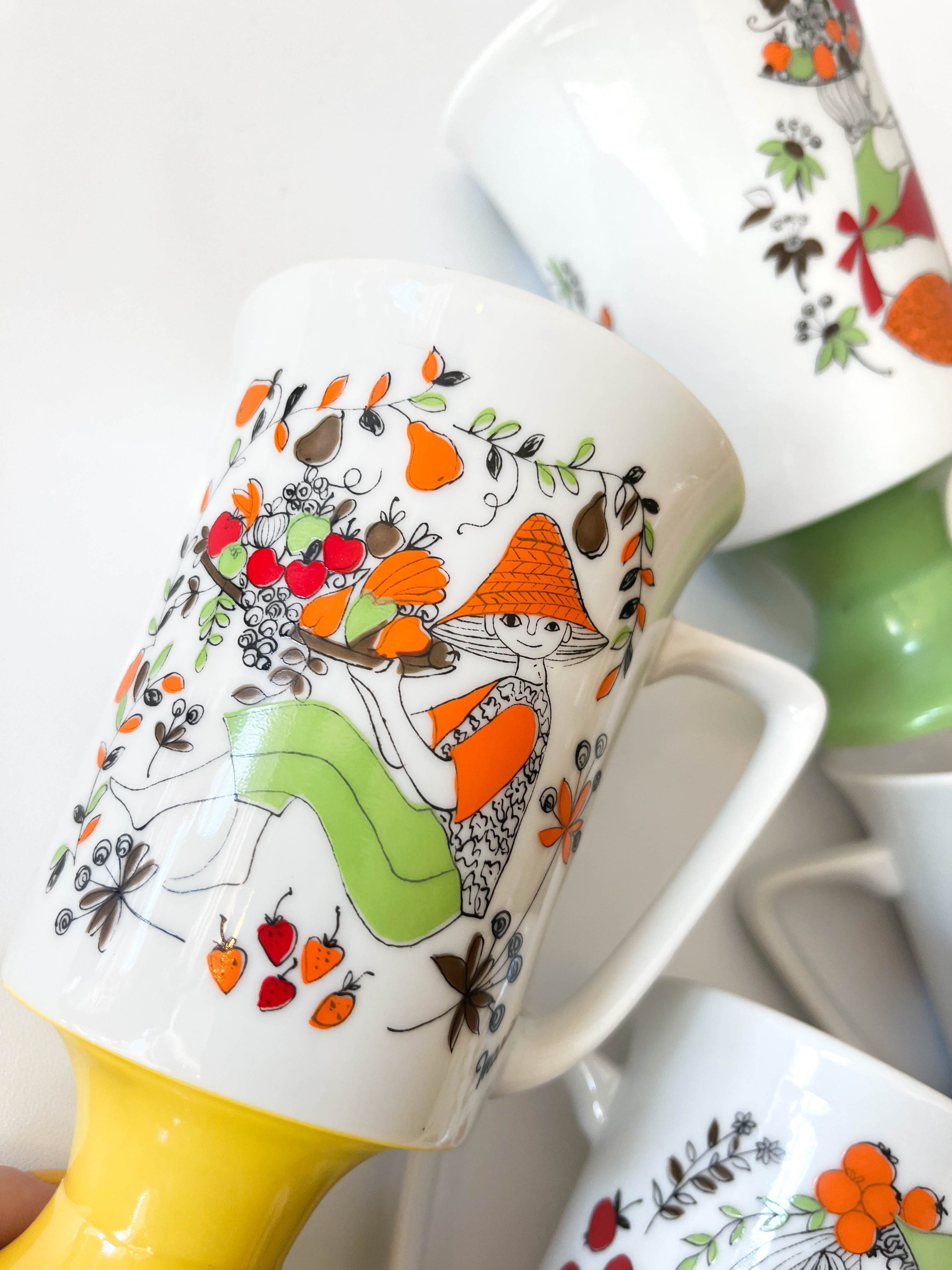 italy-novelty-mugs-12.jpg
