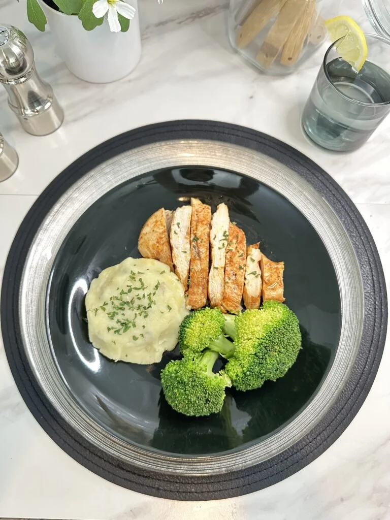 Chicken Breast, Creamy Mash and Broccoli