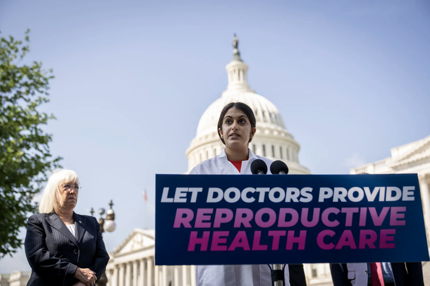 Vista previa de Lo que revela una línea de apoyo para el aborto sobre la atención reproductiva después de Roe.