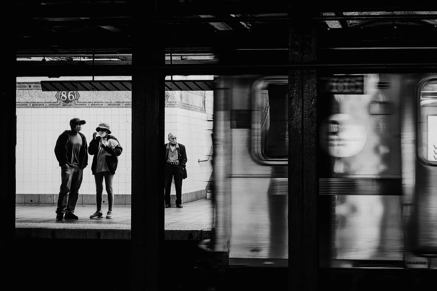 From the underground. #fujiframez #streetphoto_bnw