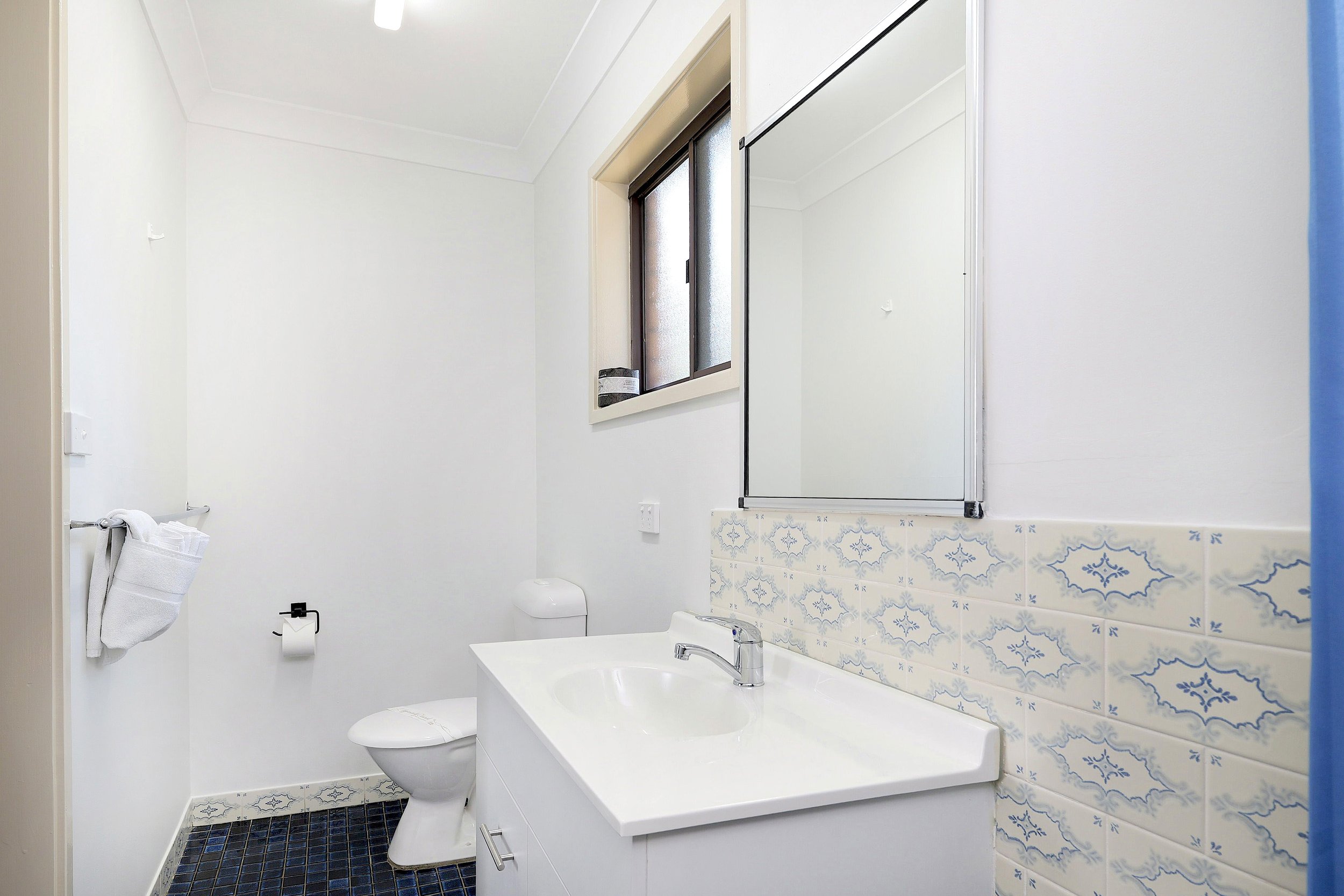 Queen Room 1 2025 2.jpg