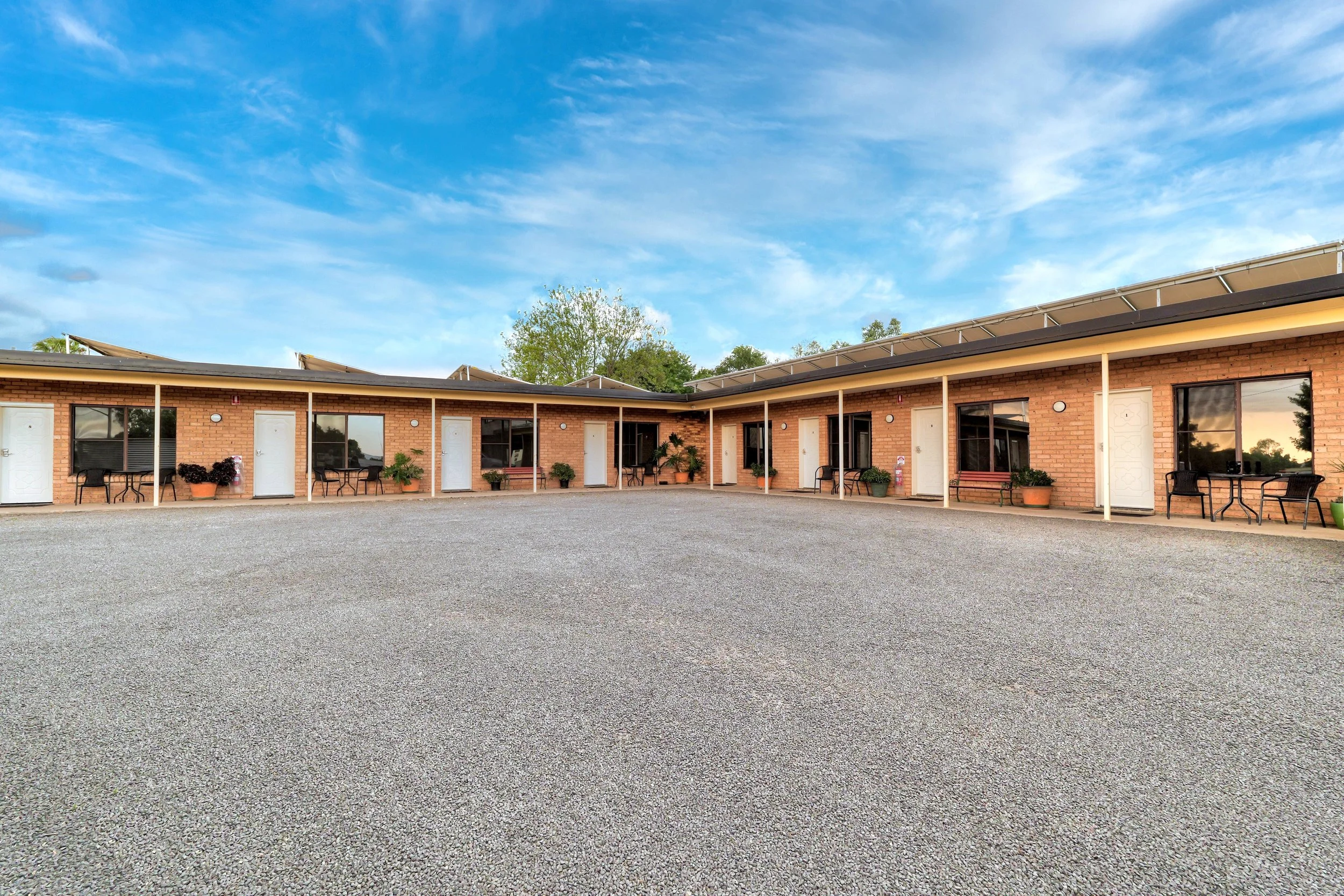 Bm Motel frontage 2025.jpeg