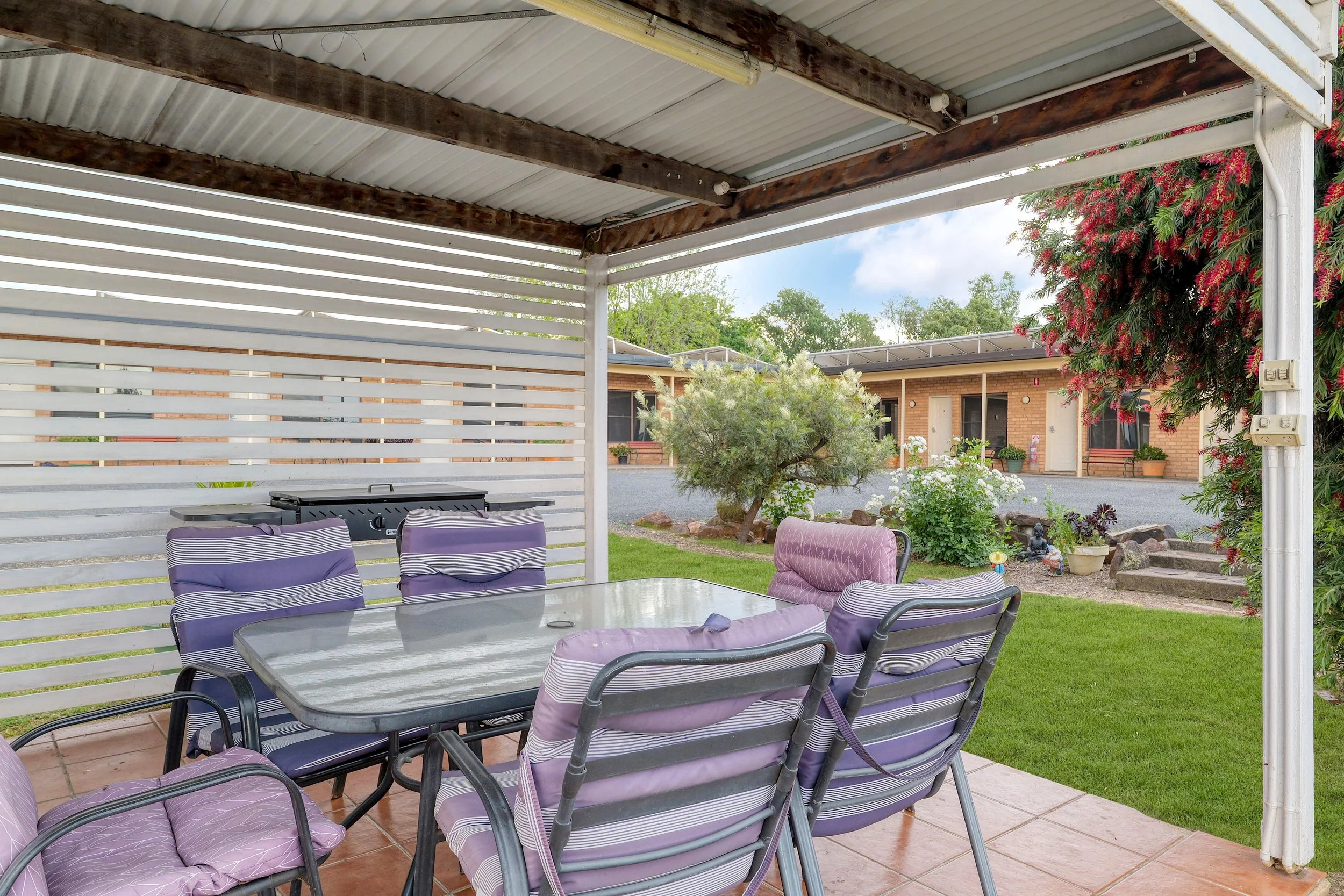Outdoor seating & BBQ Area 