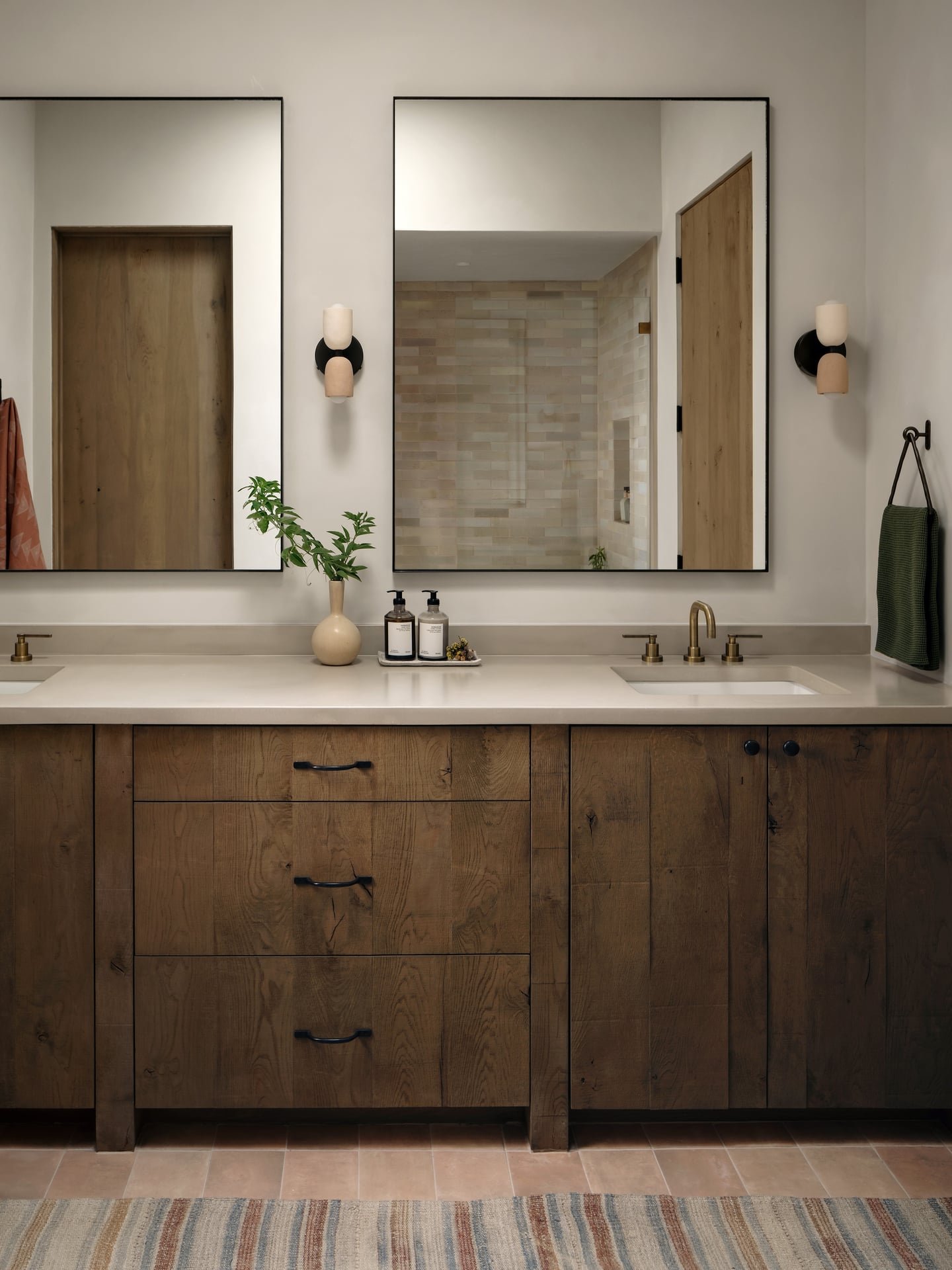 Secondary Bathroom.jpg