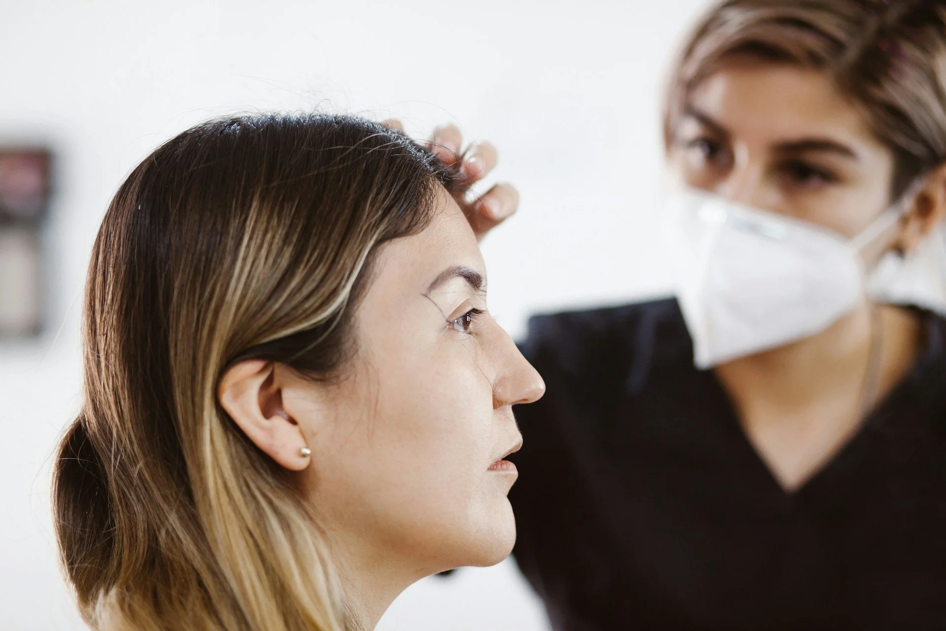 How Semi Permanent Makeup Simplifies Everyday Mornings