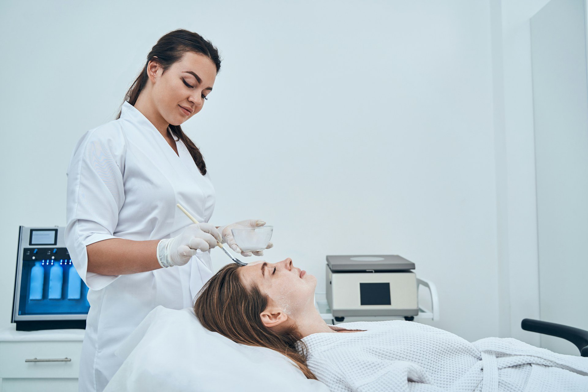 Beyond Basic Facials: What a Skin Clinic in Chatswood Delivers