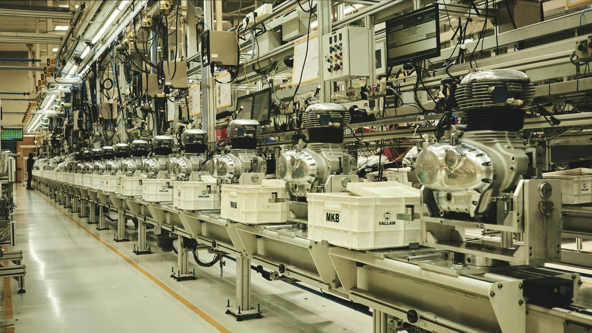 RE FACTORY - STILL IMAGES.007.jpeg