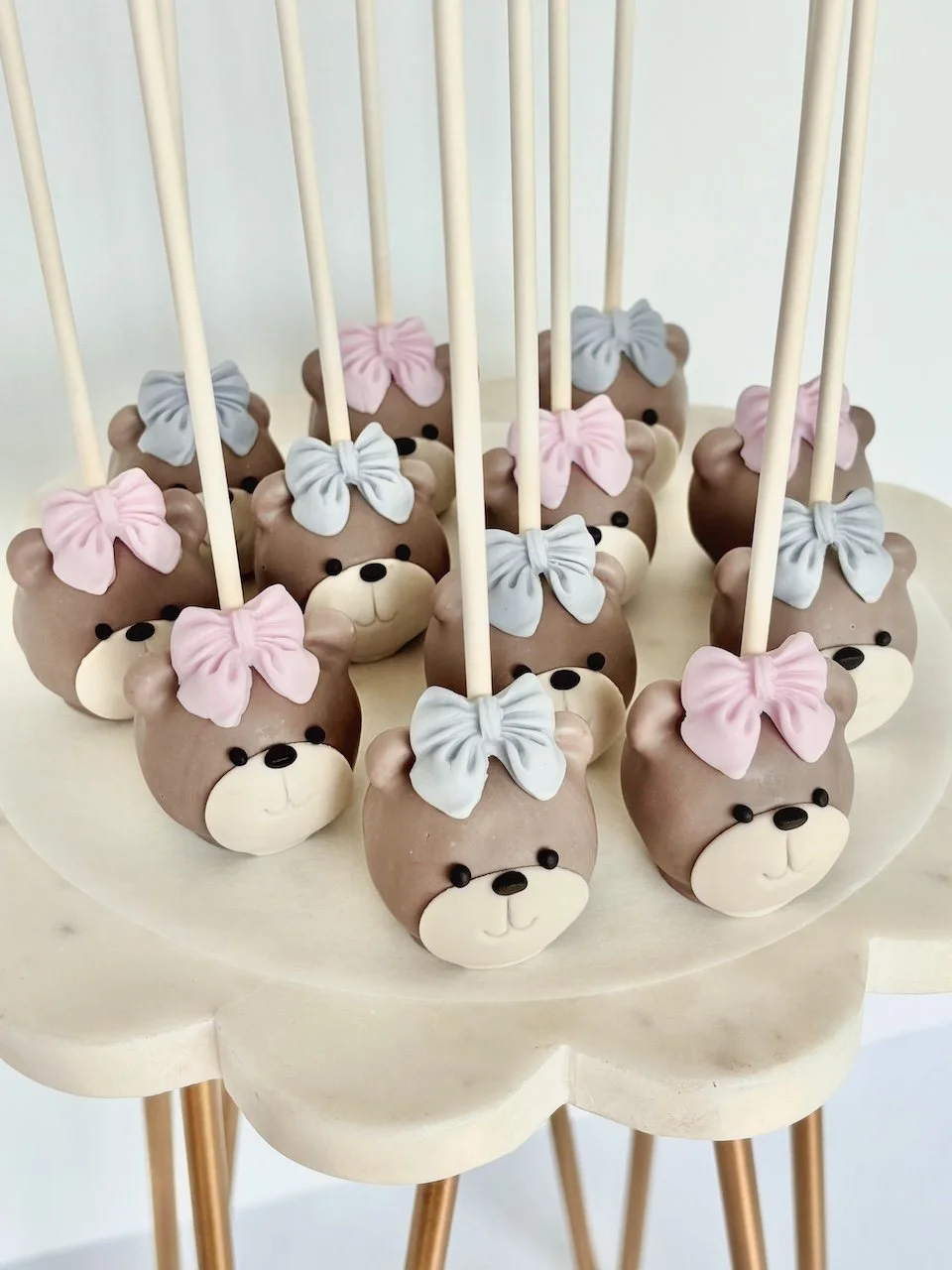 Teddy Bear Twins Cake Pops.jpeg