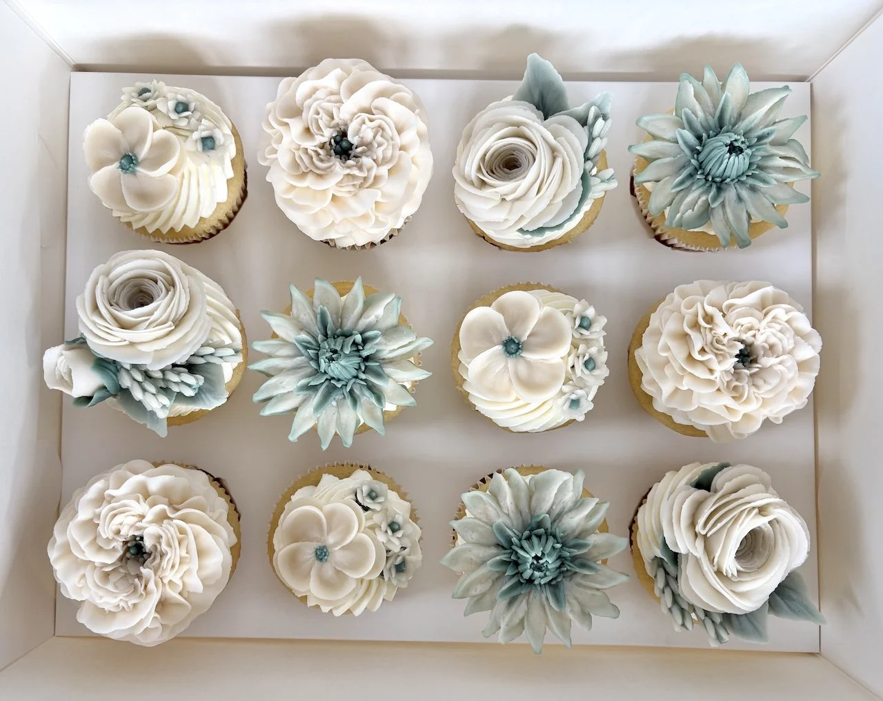 Turquoise Floral Cupcakes.jpeg