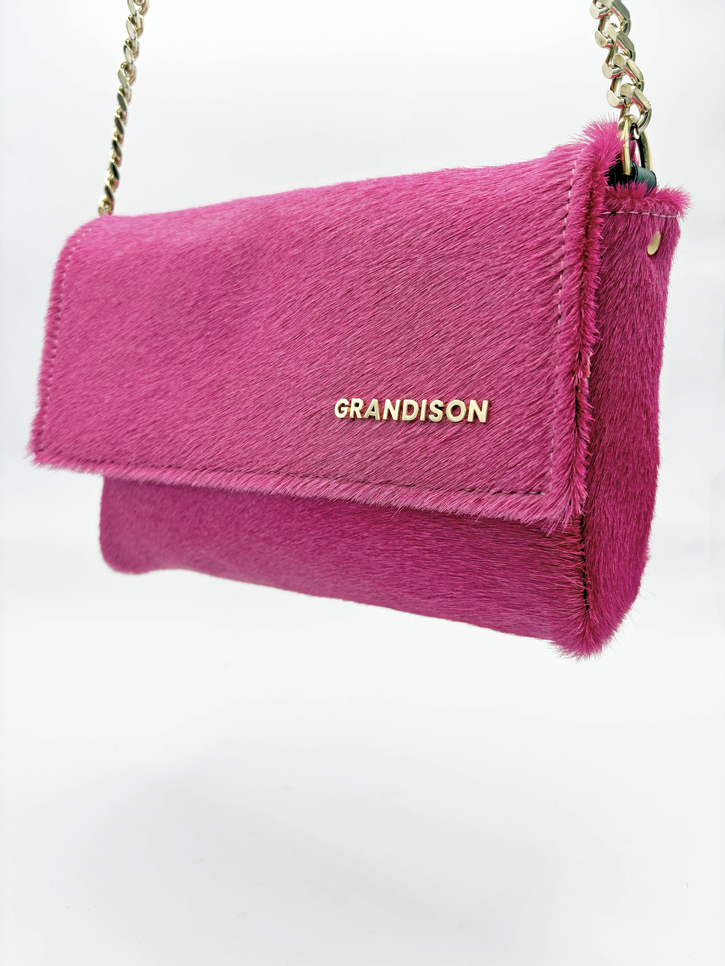 Pink_frnt_sidehang.jpg