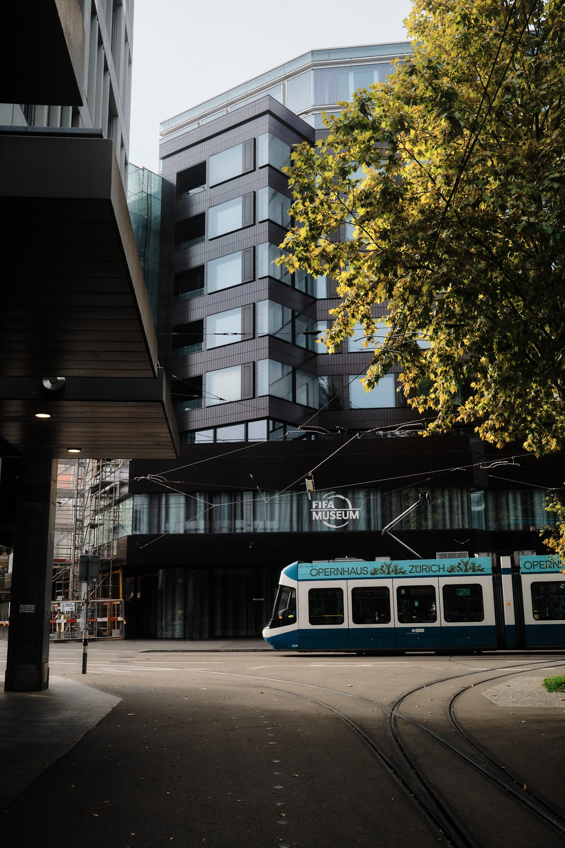 001_10_25 Zurich, Lugano & Milano Portfolio 004.jpg