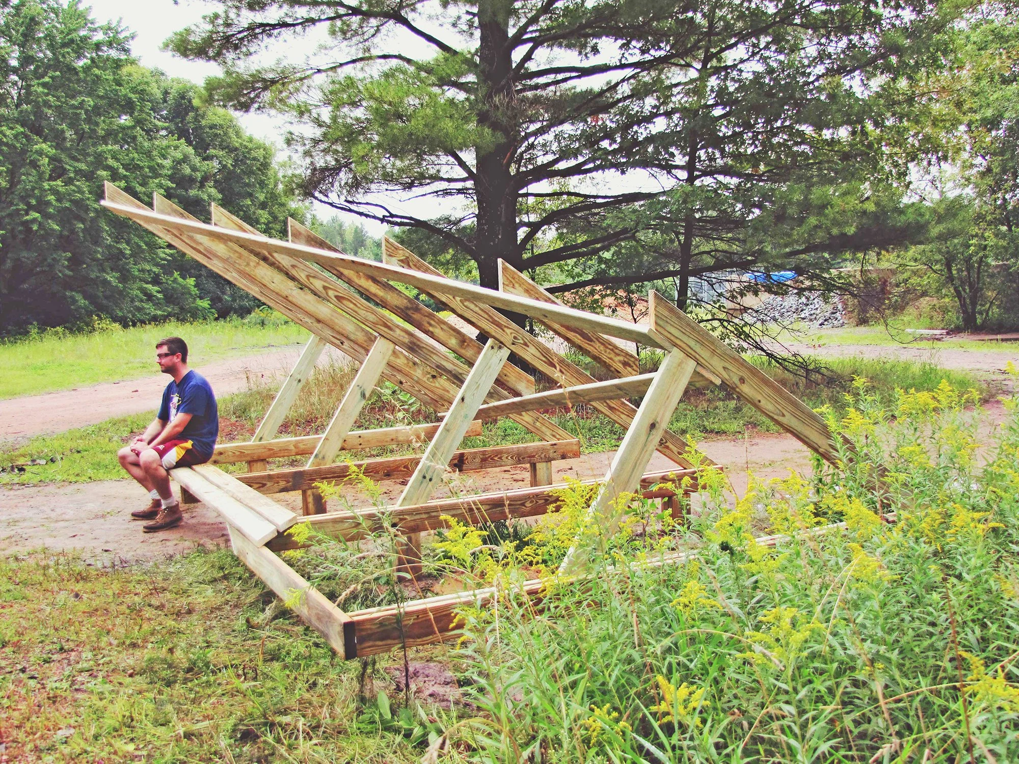 Grounded Bench — Squadroni Studio