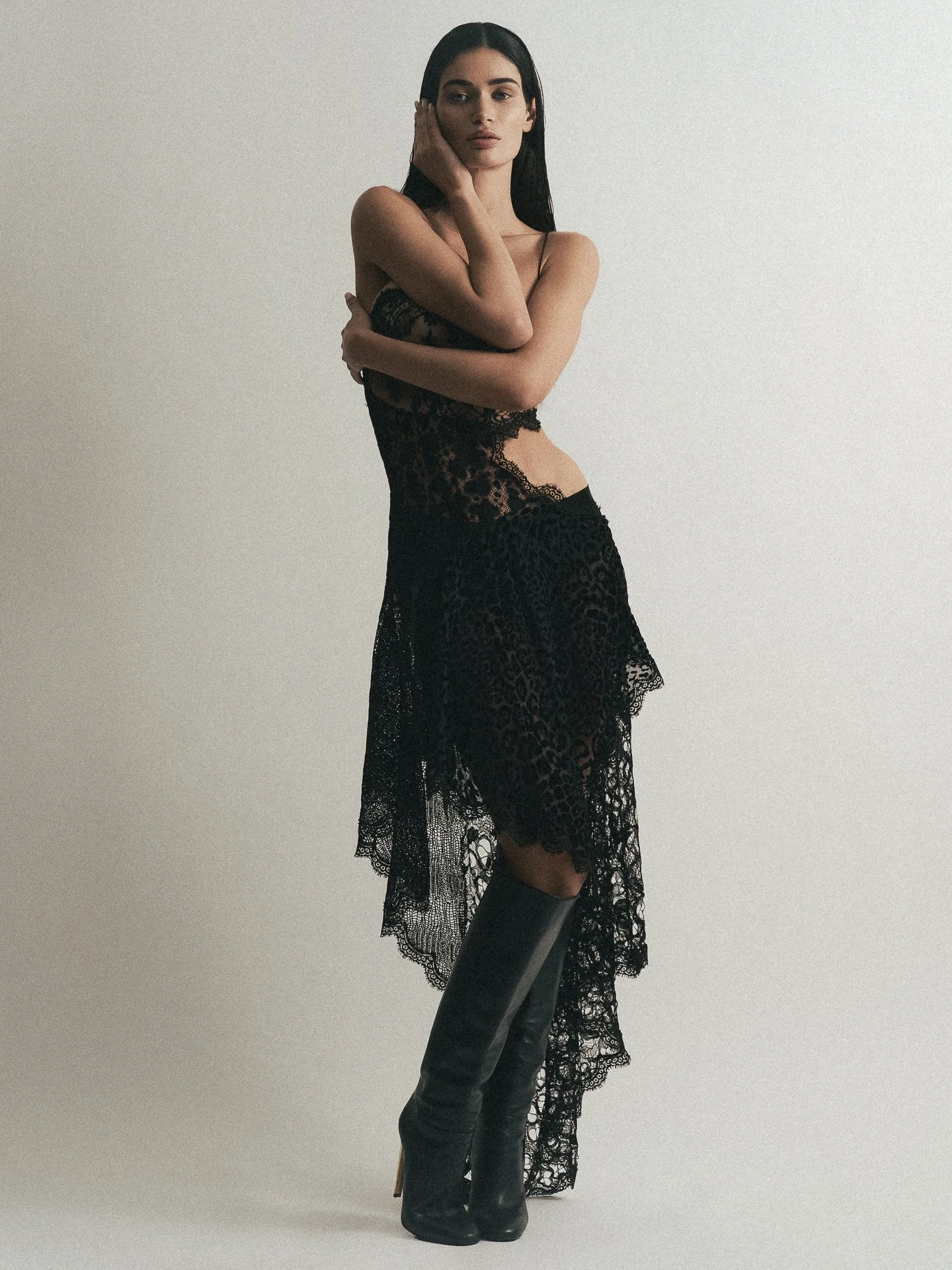 Julia Rodrigo_x_Pablo Rodrigo Studio27223.jpg