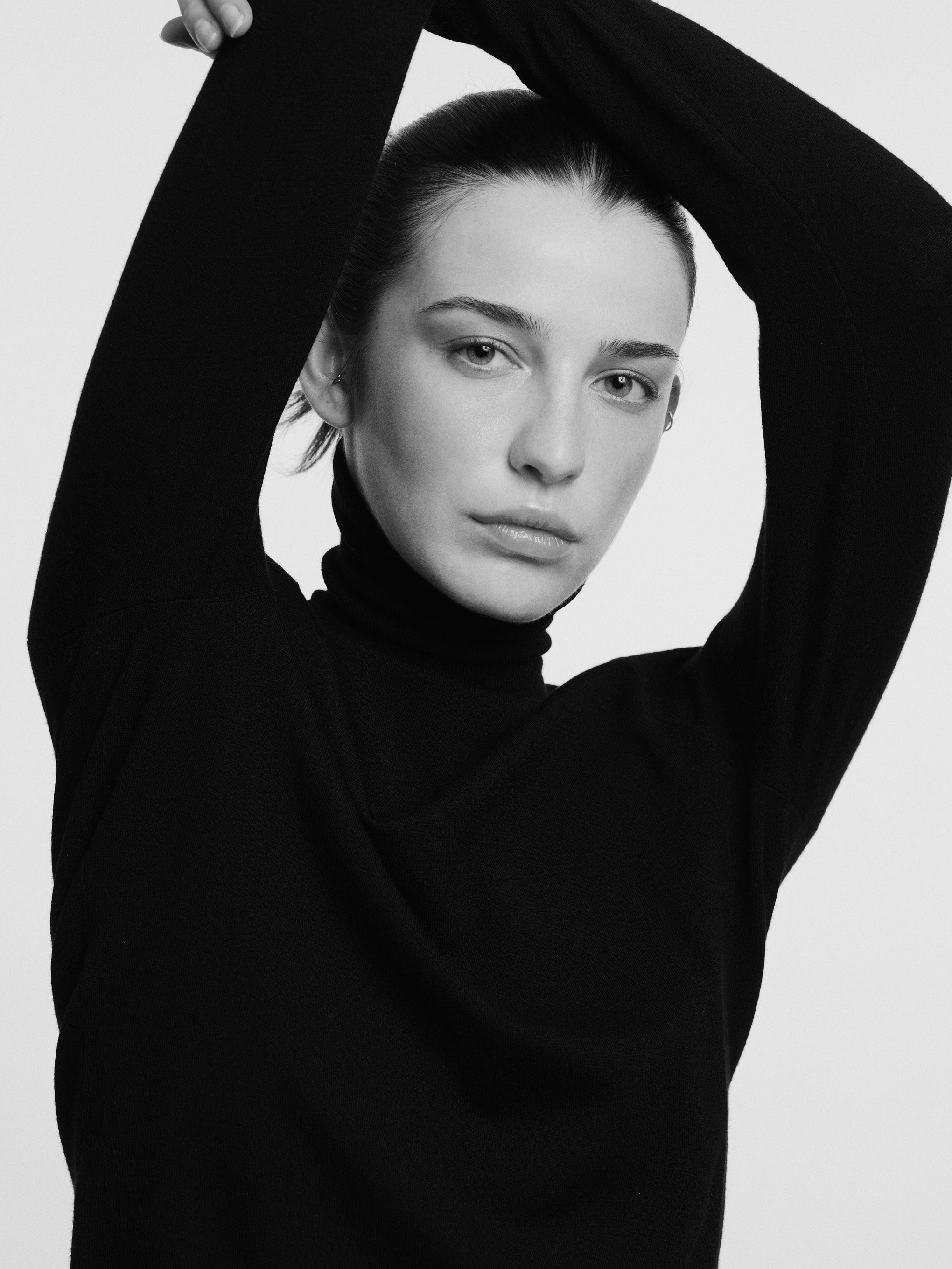 Lucía Valero_x_Pablo Rodrigo Studio41814 1.jpg