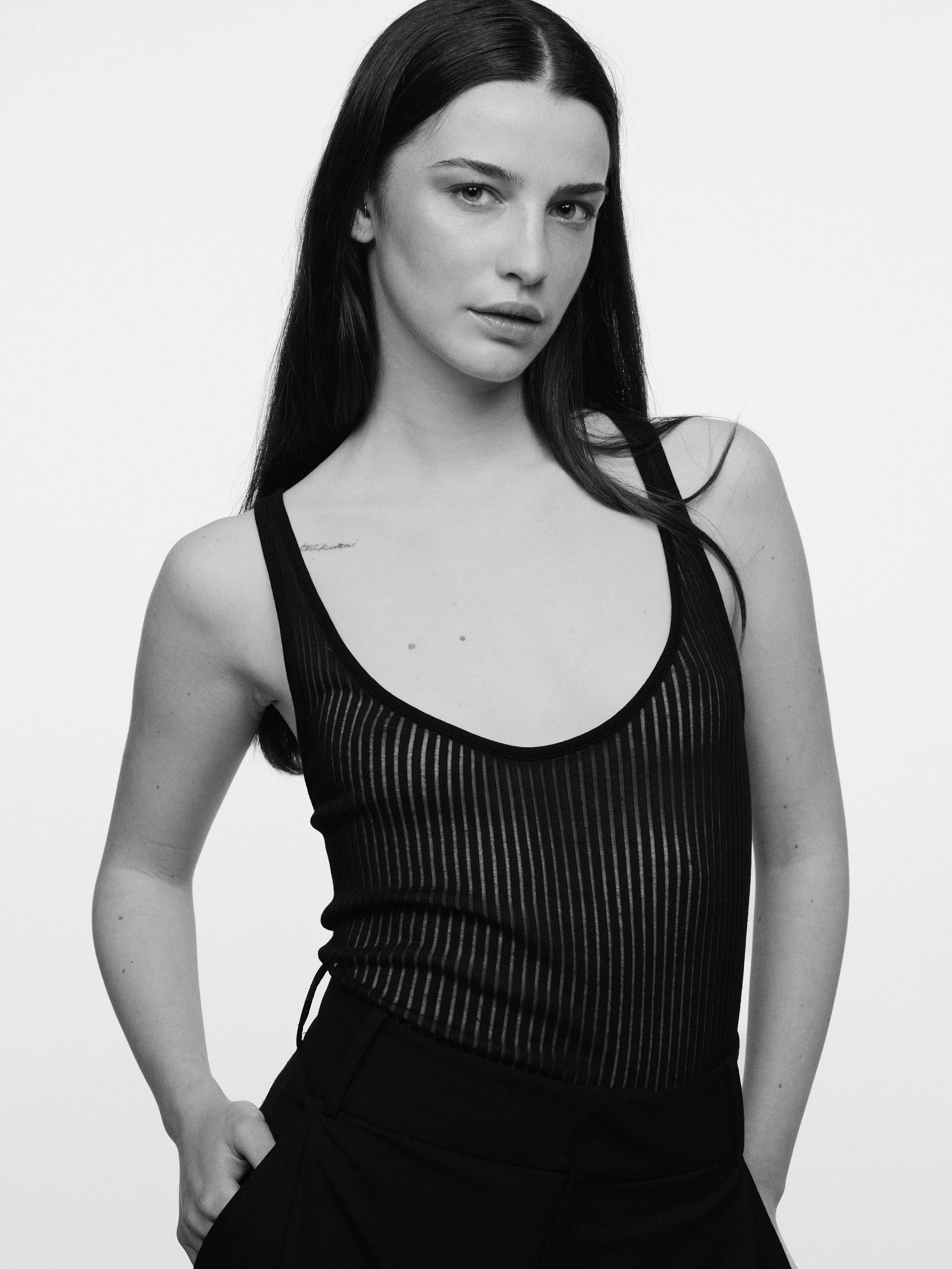 Lucía Valero_x_Pablo Rodrigo Studio40507 1.jpg