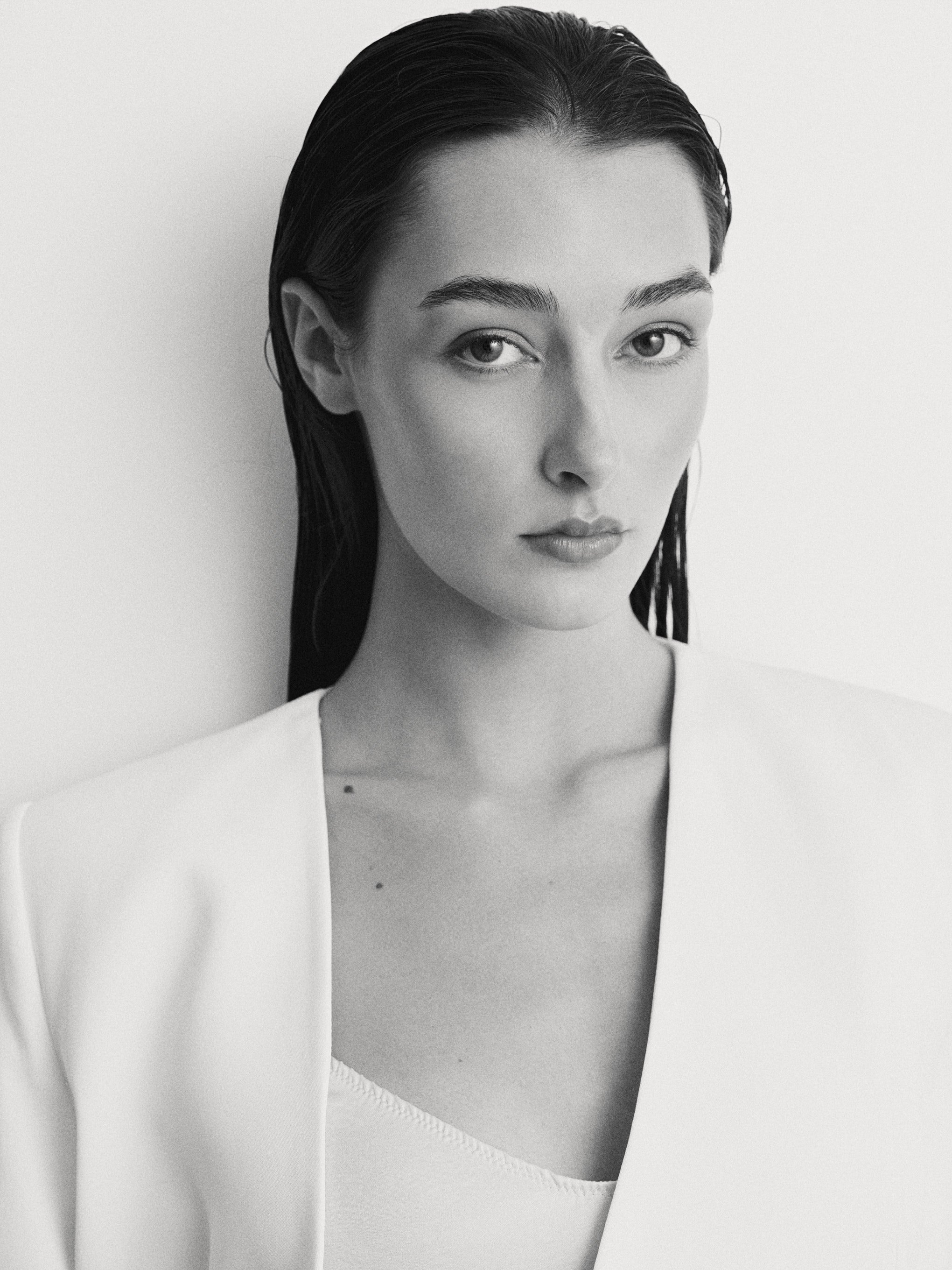 Alicia Sanz_x_Pablo Rodrigo Studio1750 1.jpg