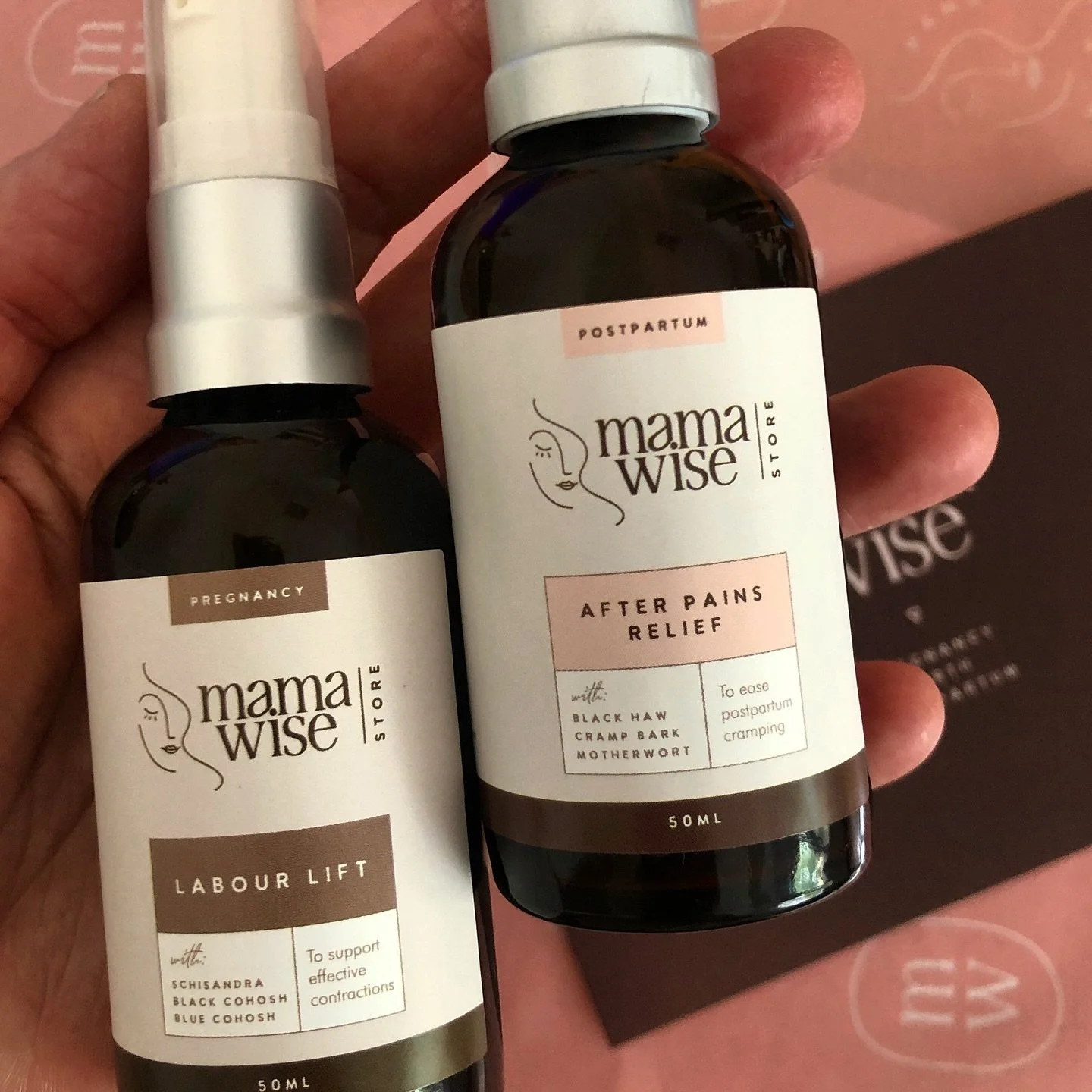 ⬆️ Two ways to use herbal medicine during &amp; after labour. Done for you 🙏🏻

These 2 are a favourite birth bag combo 🌿

🍃 LABOUR LIFT - a herbal combo to support regular contractions. The back up I would try first before medical augmentation fo