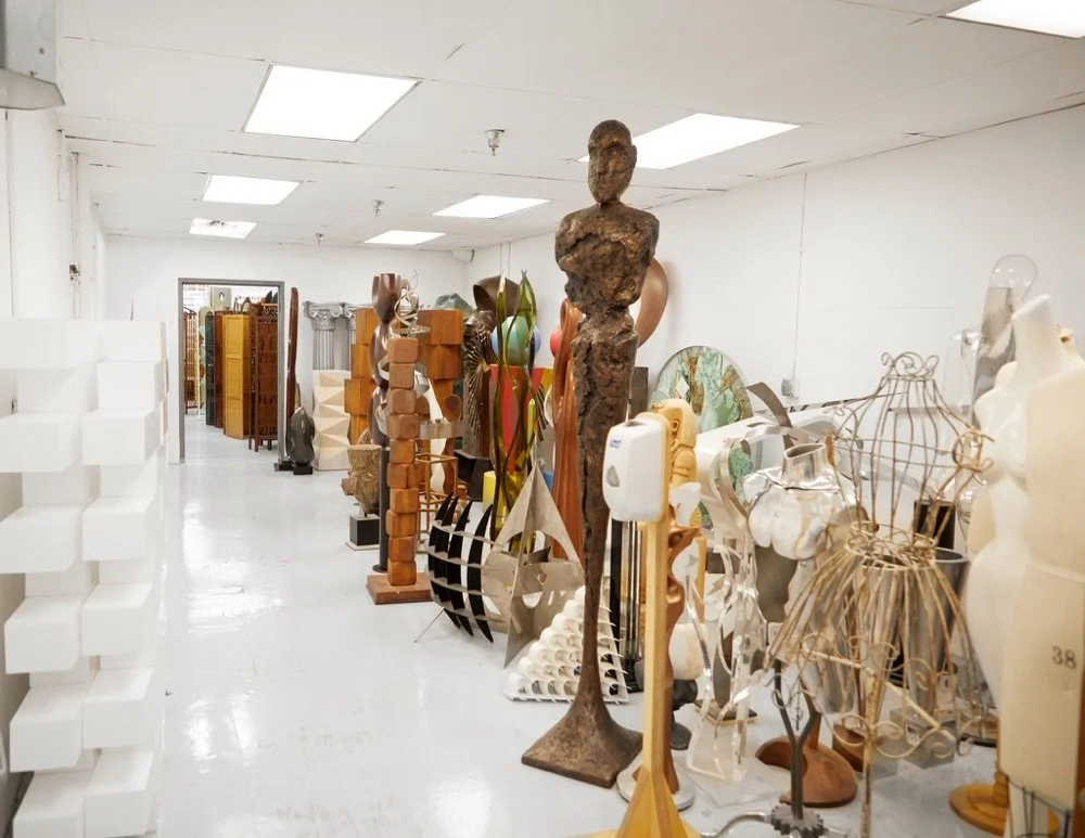 GIL_and_ROY Props Interiors 3.jpg