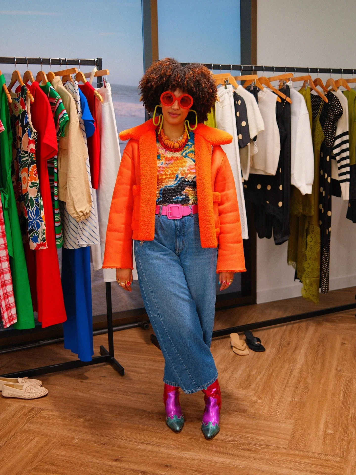 a handful of my favourite march outfits &hearts;️ 🌈 i&rsquo;ve shedding those layers and praying and hoping for a proper spring 🙏🏽😅 still lowkey wearing thermals and a jacket though im not crazy 😂 which is your fav tho? 💐