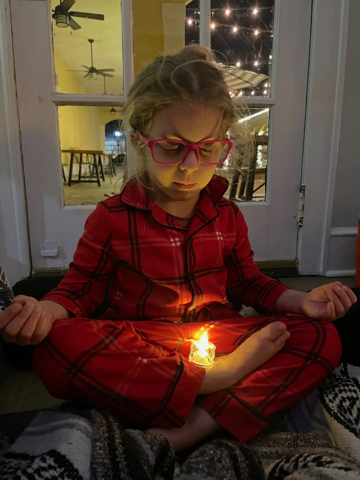 Mindful moments in the midst of all the hustle &amp; bustle 🤍✨

#mindfulmoments #mindfulnessforkids #mindfulkids #meditationforkids #yogaforkids #southernpines #moorecounty