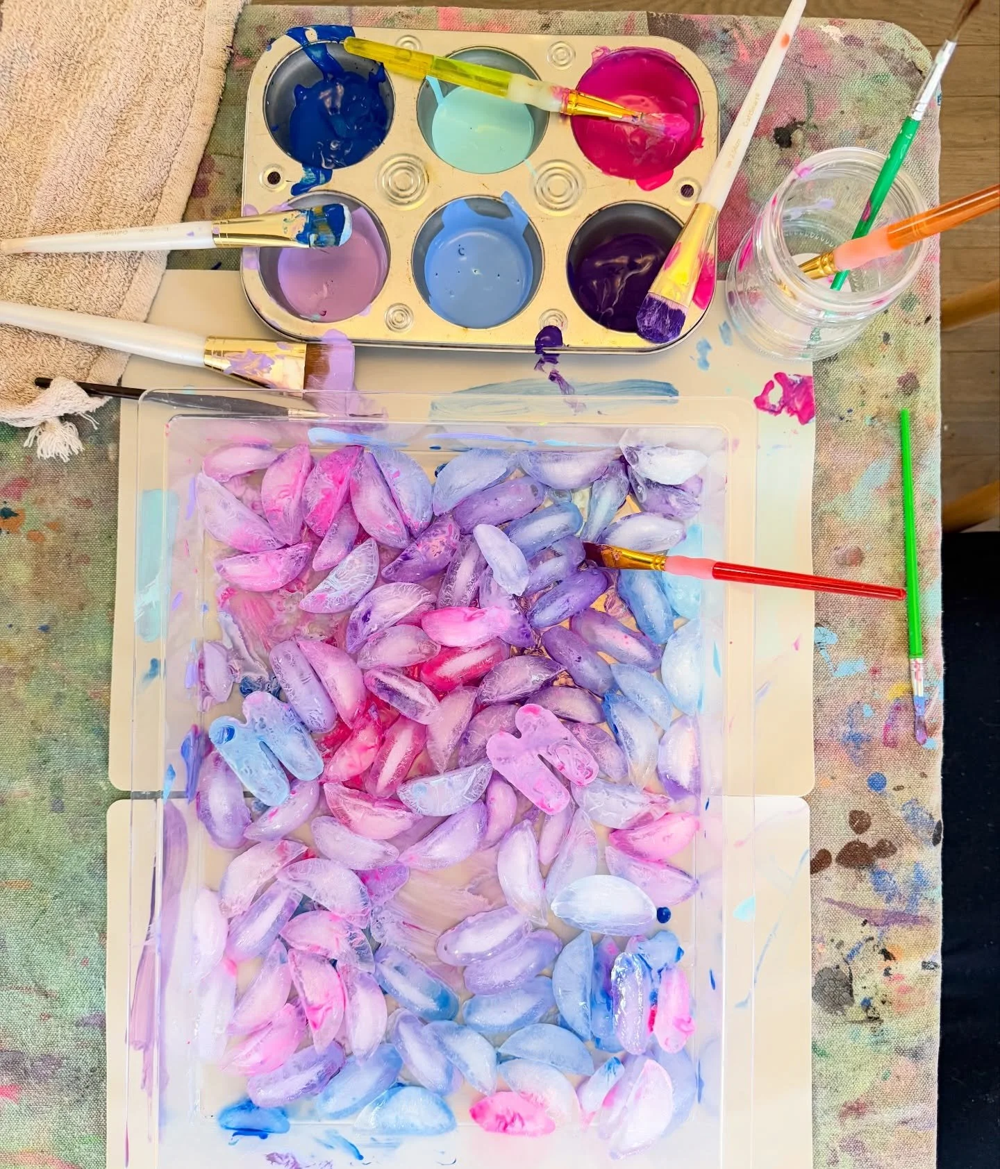 😌🧊✨ We hope you are cozy and warm! 

Like most everything else, tomorrow morning&rsquo;s groups are canceled. We will make the call for afternoon groups tomorrow. As long as we can get to the studio safely, we will host daytime groups since there i