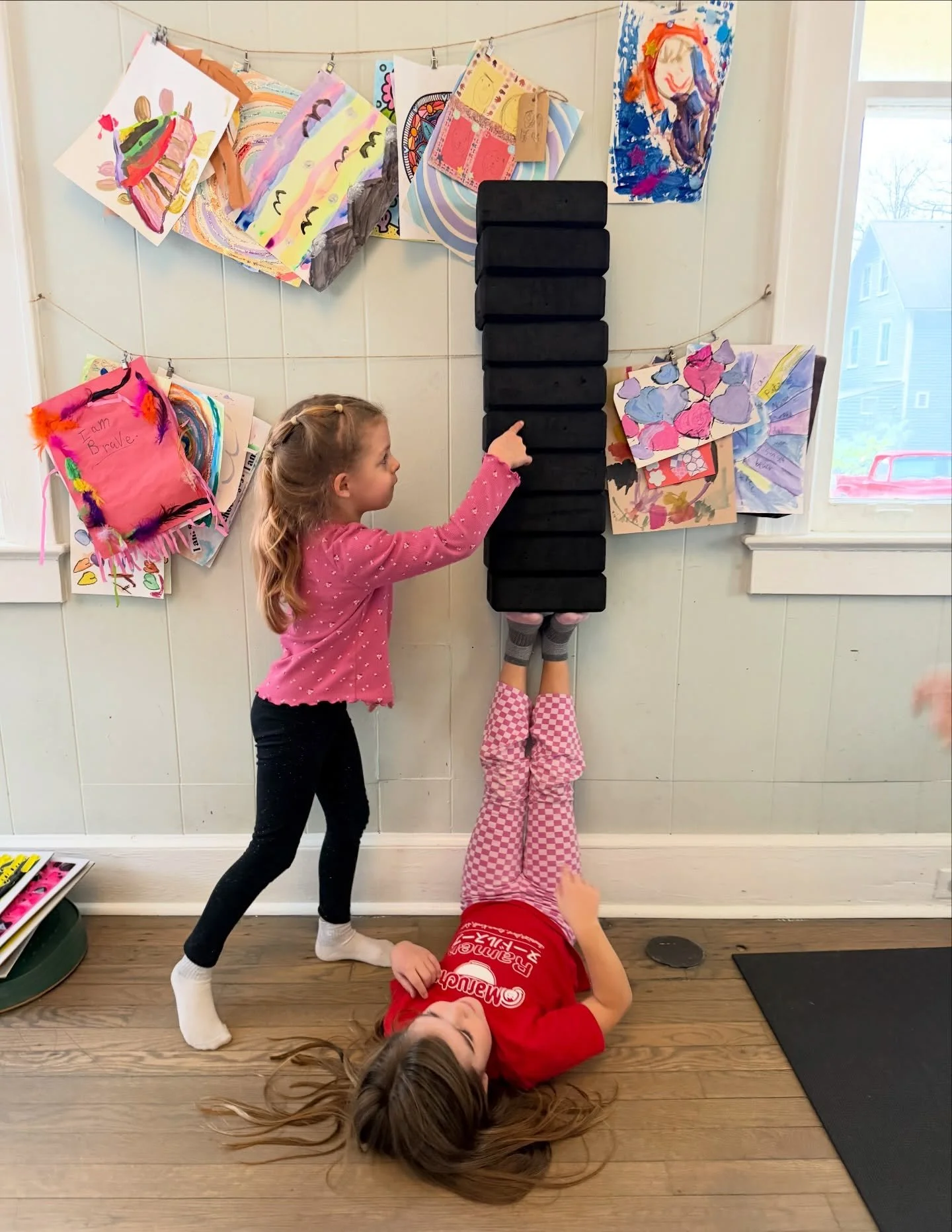 Building trust + belonging + positive relationships, one TCC class at a time 🥰

#yogaforkids #playbasededucation #mindfulkids #southernpines #moorecounty
