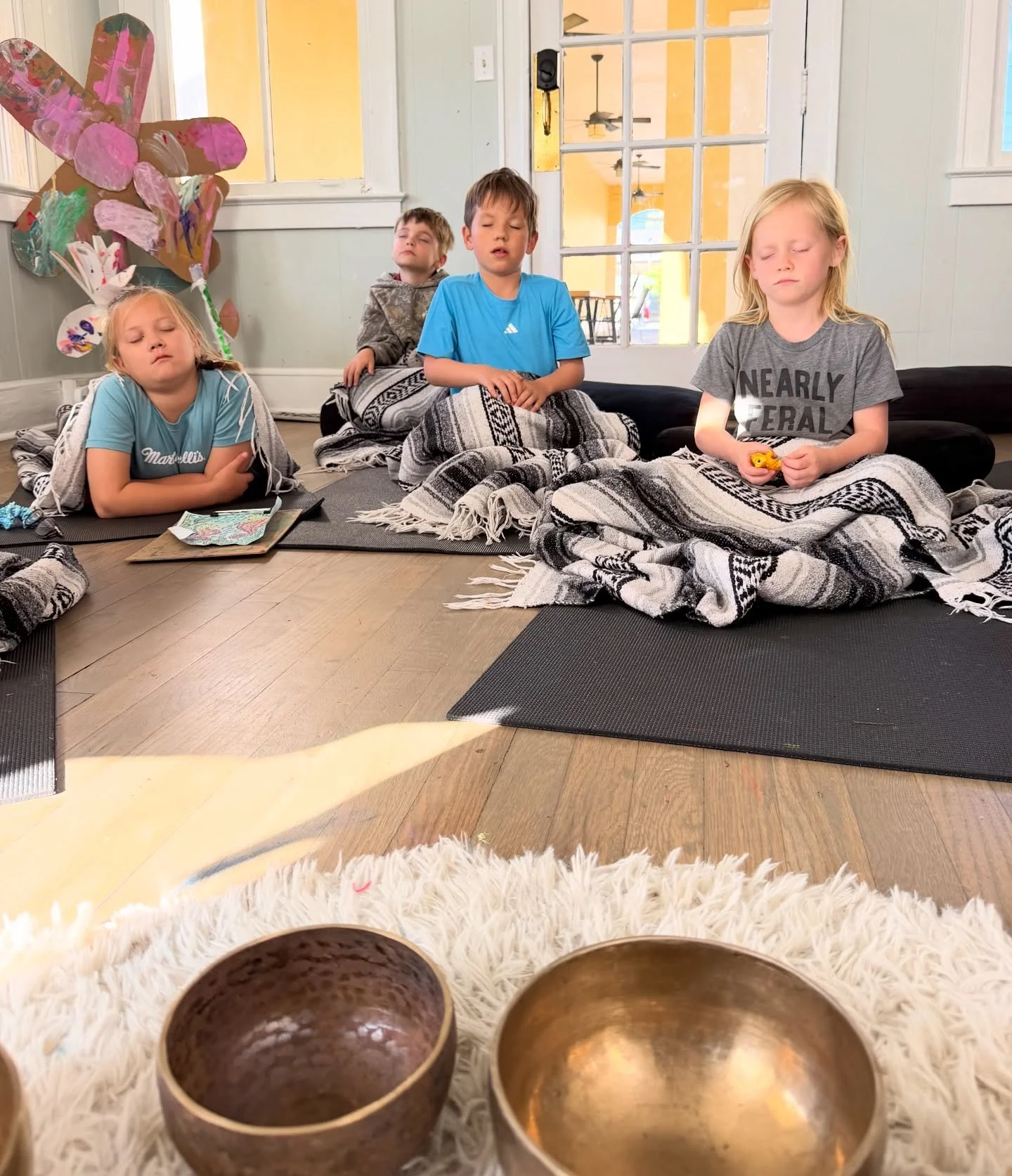 This never gets old ✨

Guiding children as they learn to find stillness in their bodies and minds through movement &amp; breathwork &amp; music &amp; play &amp; art&hellip; what a gift 🥹🤍

If you ever find yourself thinking, &ldquo;My child could n