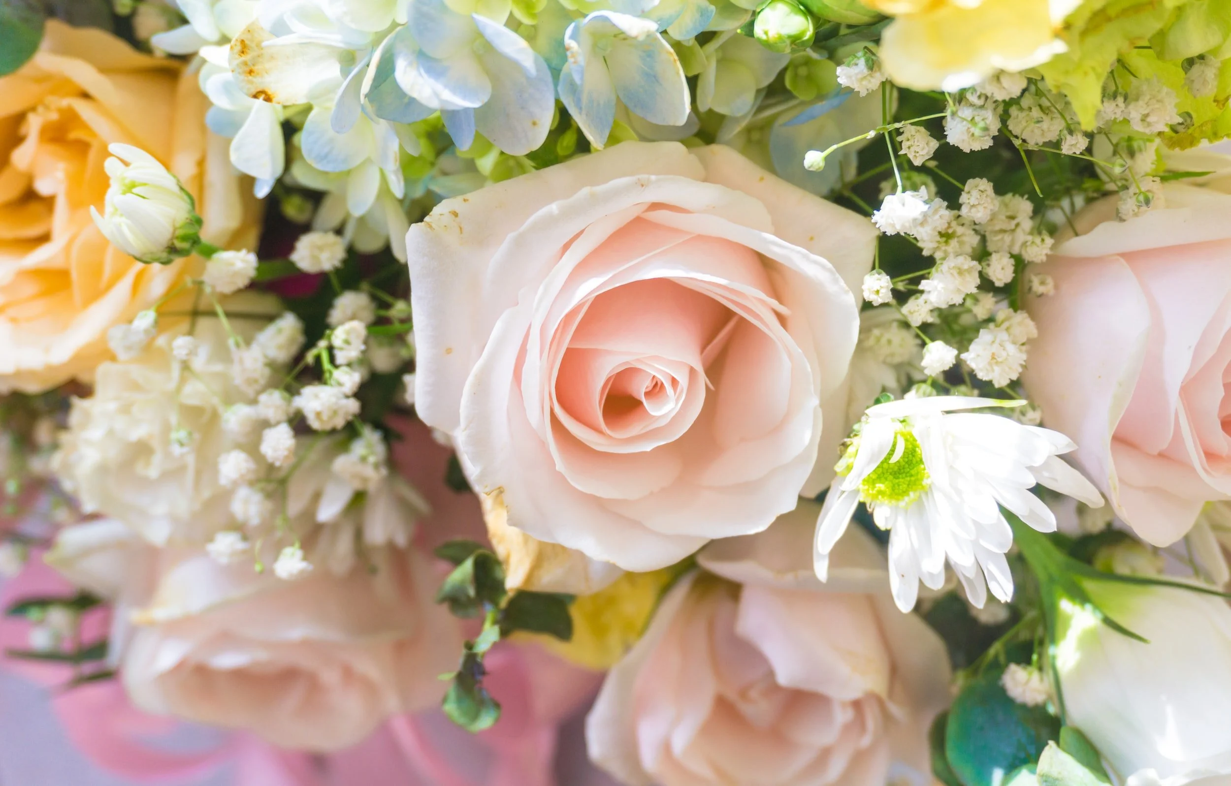 Top Tips When Booking Your Wedding Florist