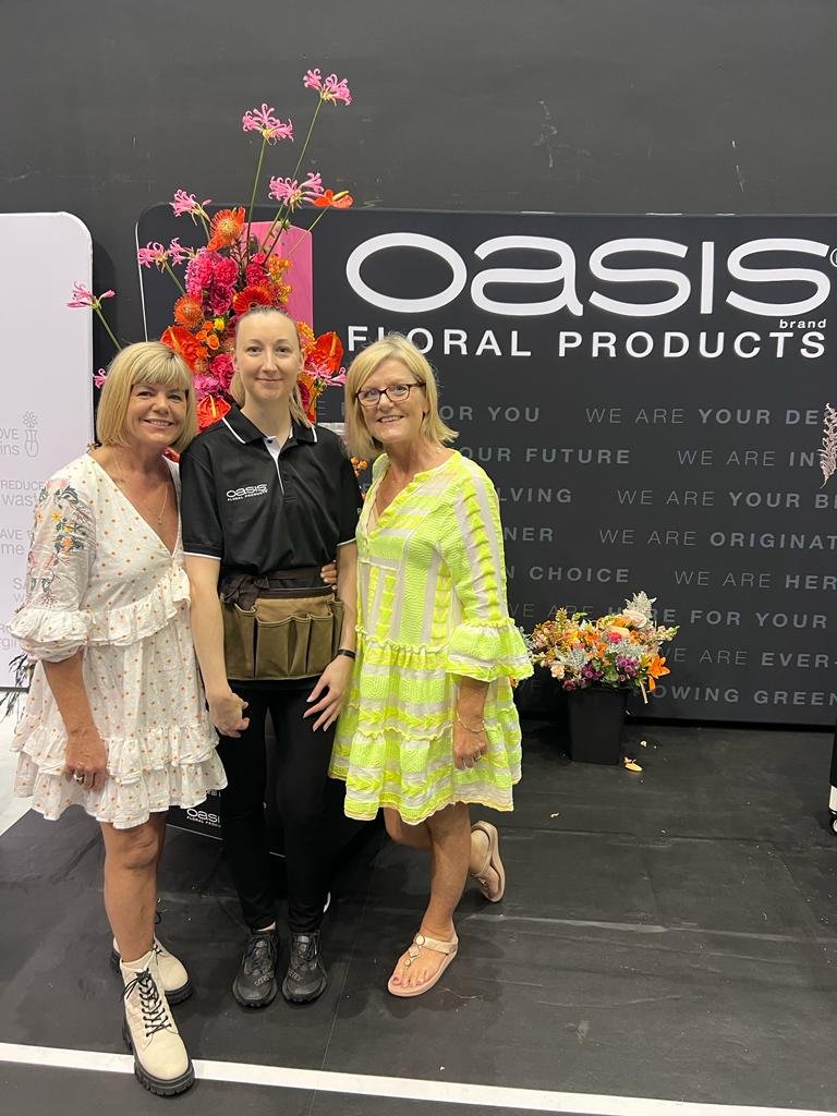 Janette & deirdre from Kays Flower School with Steph from Oasis uk at the interflora world cup.jpeg