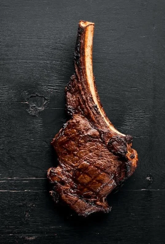 From Dry-Aged Steak to Burger Perfection: The Mavericks Approach to Beef