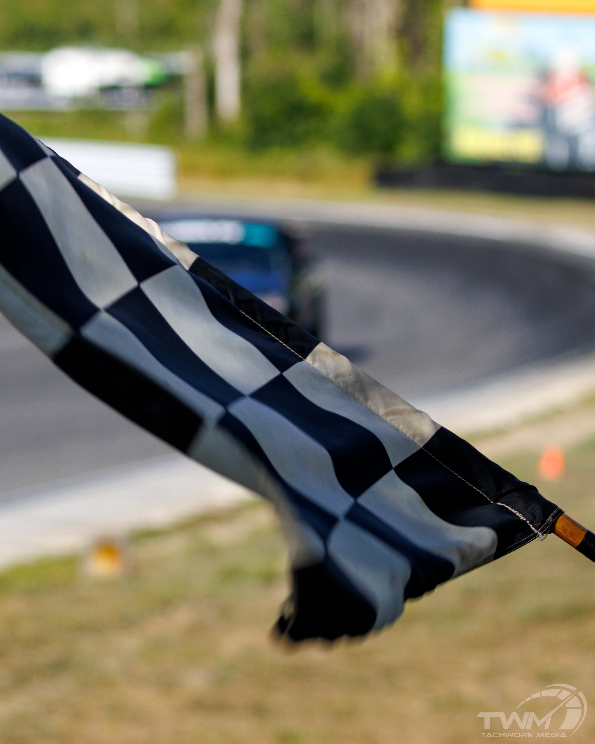 nicholaspascarella_nicholas_pascarella_nickpascarella_photography_nicksglasseye_tachworkmedia_tachwork_automotive_automobile_car_driving_auto_vehicle1.jpg
