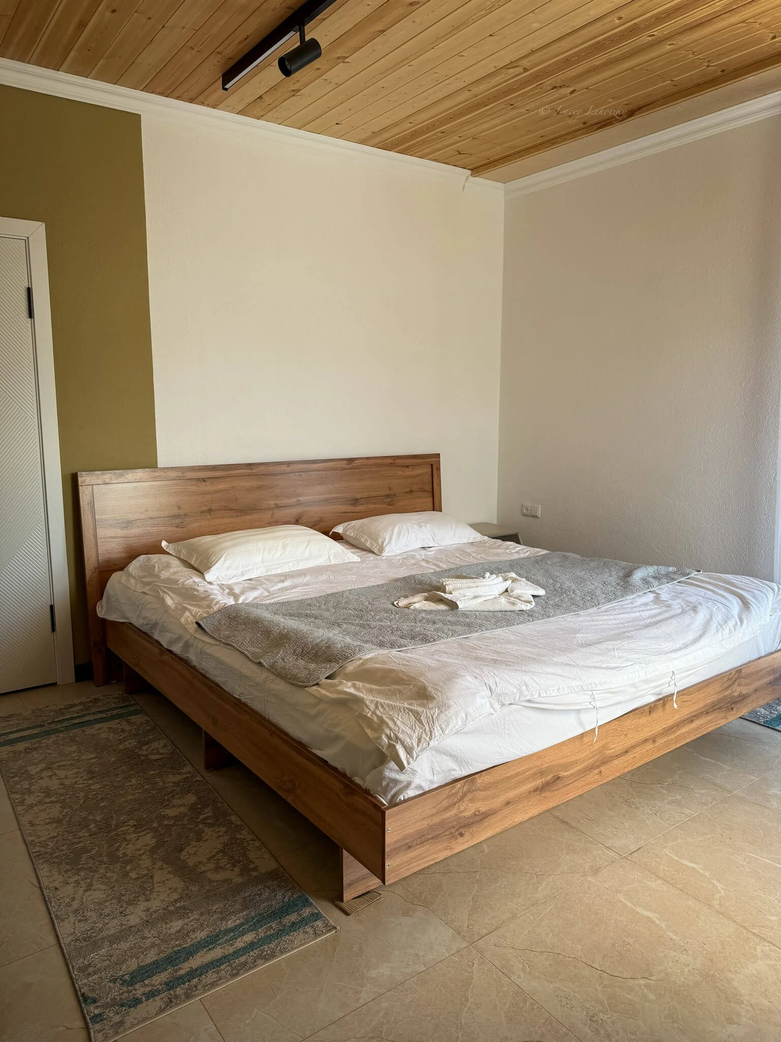 guest house amhiran kyrgyzstan-2.jpg