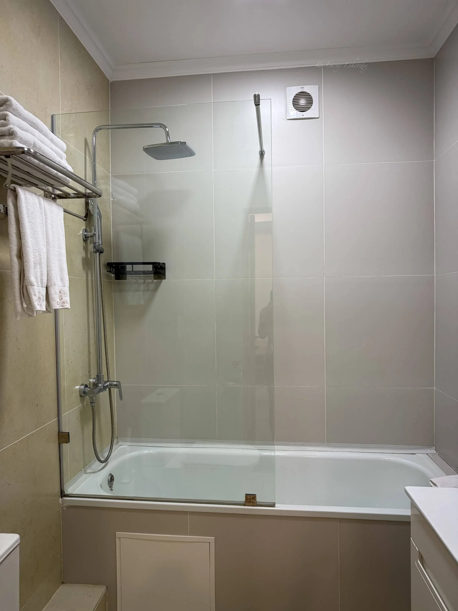 crown hotel bishkek kyrgyzstan-5.jpg