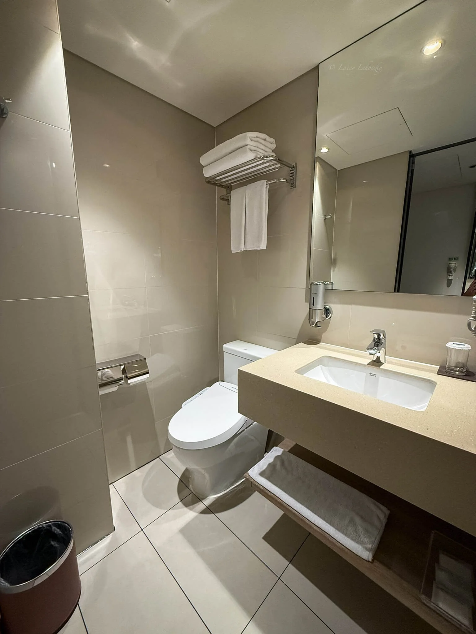 holliday inn hongdae seoul south korea-5.jpg