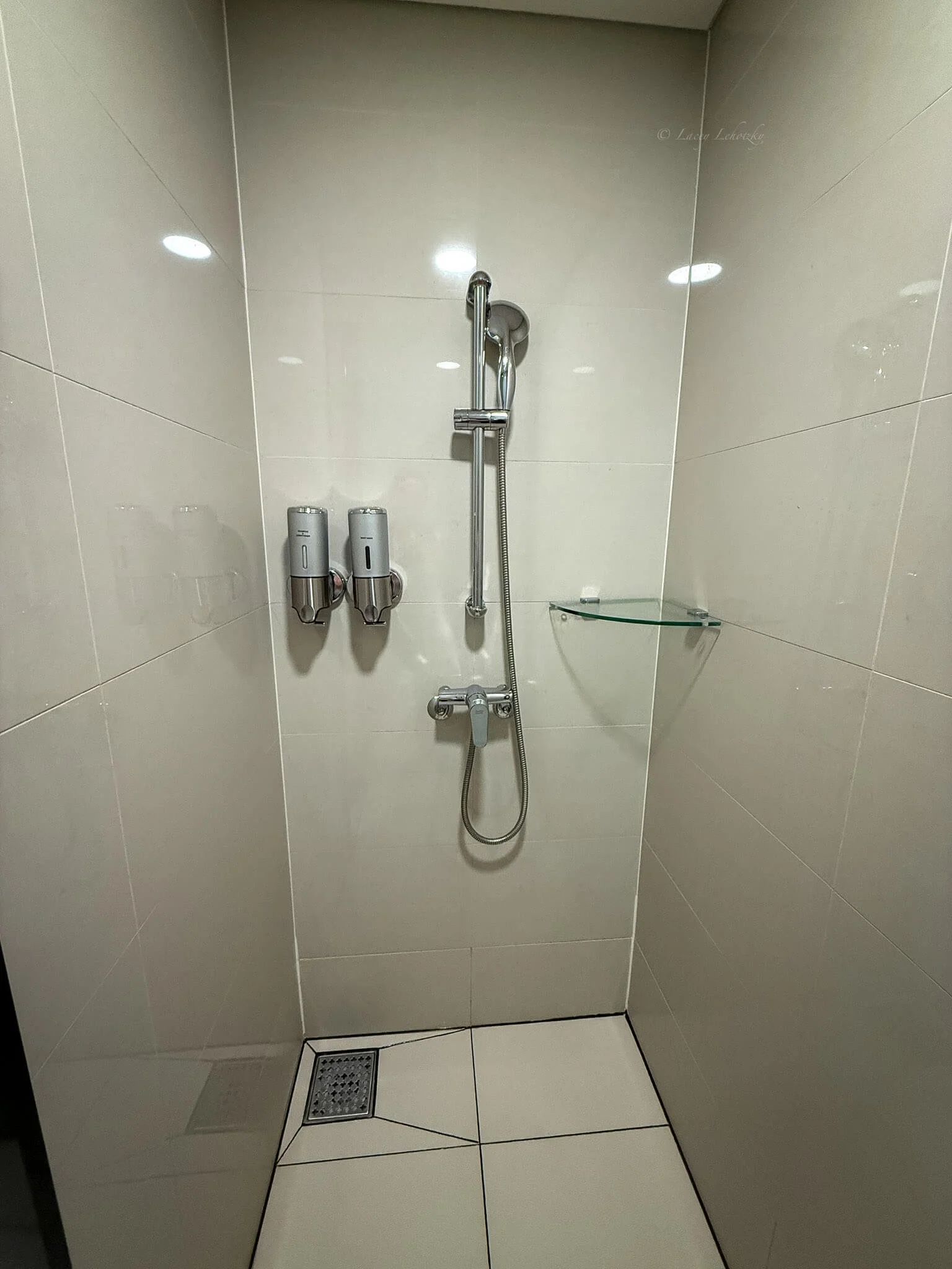holliday inn hongdae seoul south korea-6.jpg