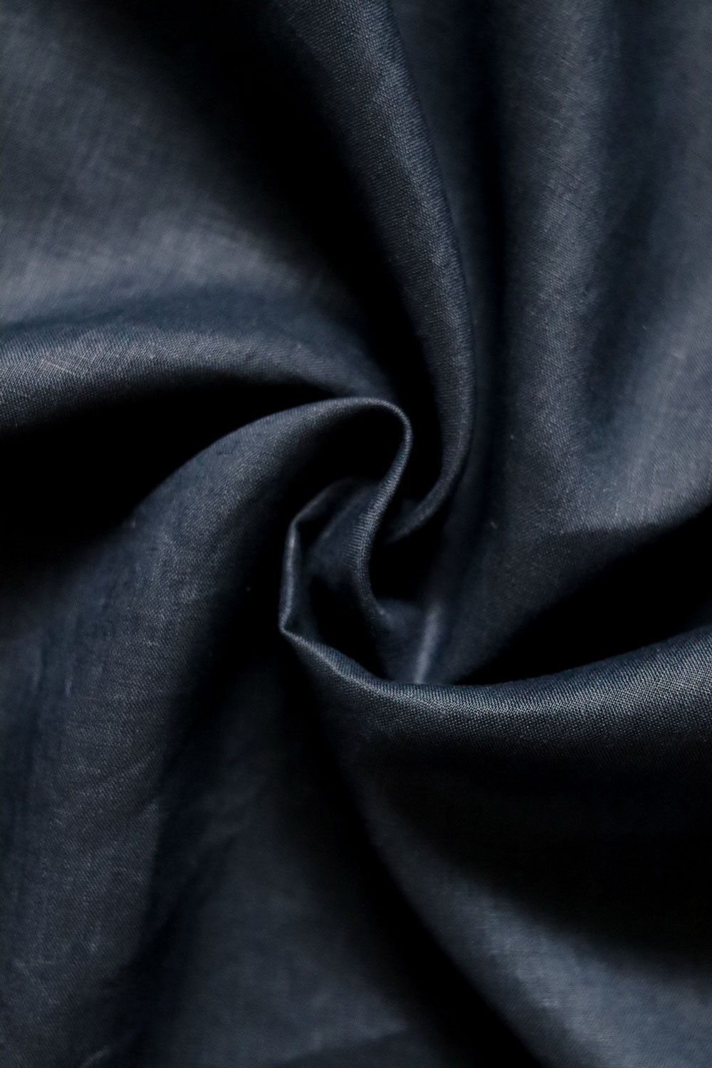 Alyssa-lloyd-made-to-order-navy-linen_1000.jpg