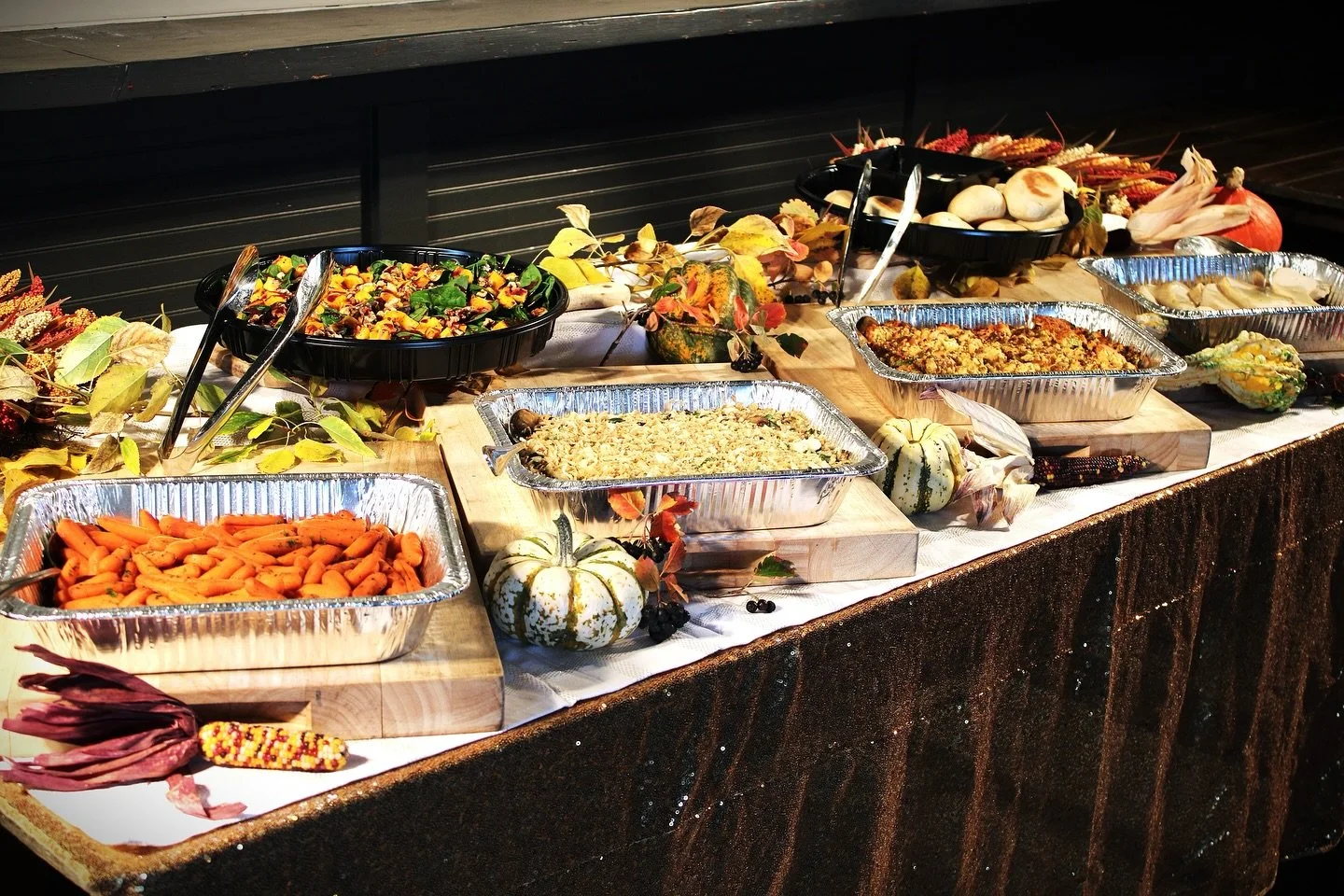 Enjoy a stress-free holiday with family and friends. Pre-Order Your Thanksgiving Feast Today!🦃

This $165 Meal Kit serves 4-6 and is made to take home and heat up (everything is pre-cooked!) Ordering is available now through November 20th on our web