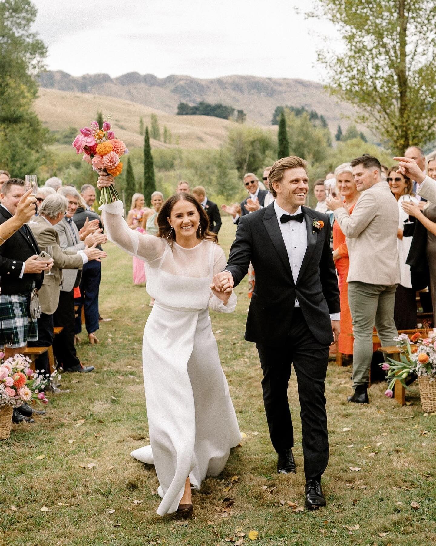 Friday with Samantha and Sam ✨

Photography @nataliemcnally_ 
Styling, Hire and Co-ordination @flockevents 
Catering @ortonshawkesbay 
Dress @kennyandharlowbridal 
Marquee @flagship_events 
Venue @theriverhouse_hb 
Bar @supernovaevents.nz 
Celebrant 