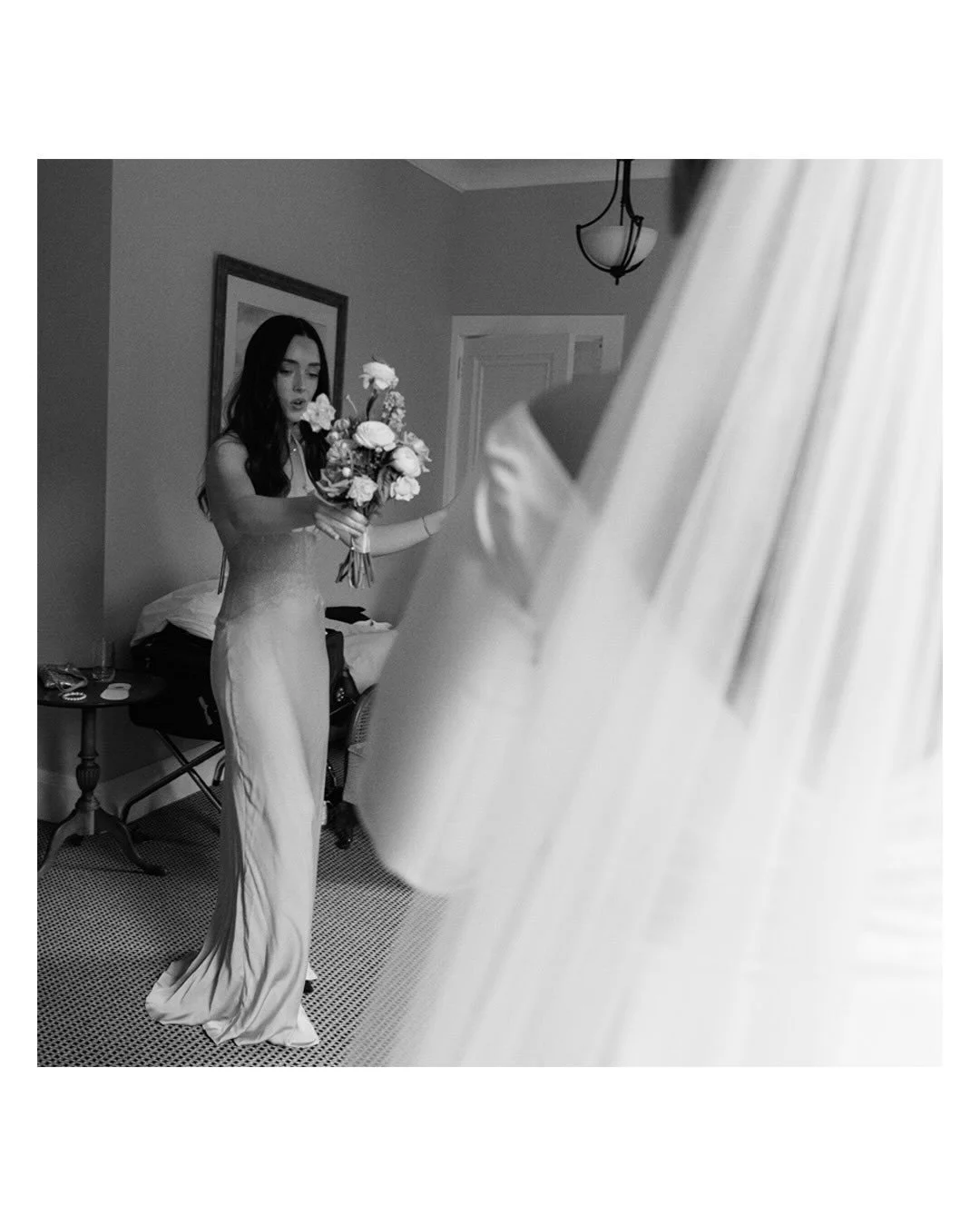A wedding I&rsquo;ll forever circle back to 🤍

@themccallumresidence 
@willowandsagebotanics 
@lucyseventhire 

..
Auckland wedding photographer, New Zealand wedding photographer, weddings on film, analogue wedding photography, 2027 bride