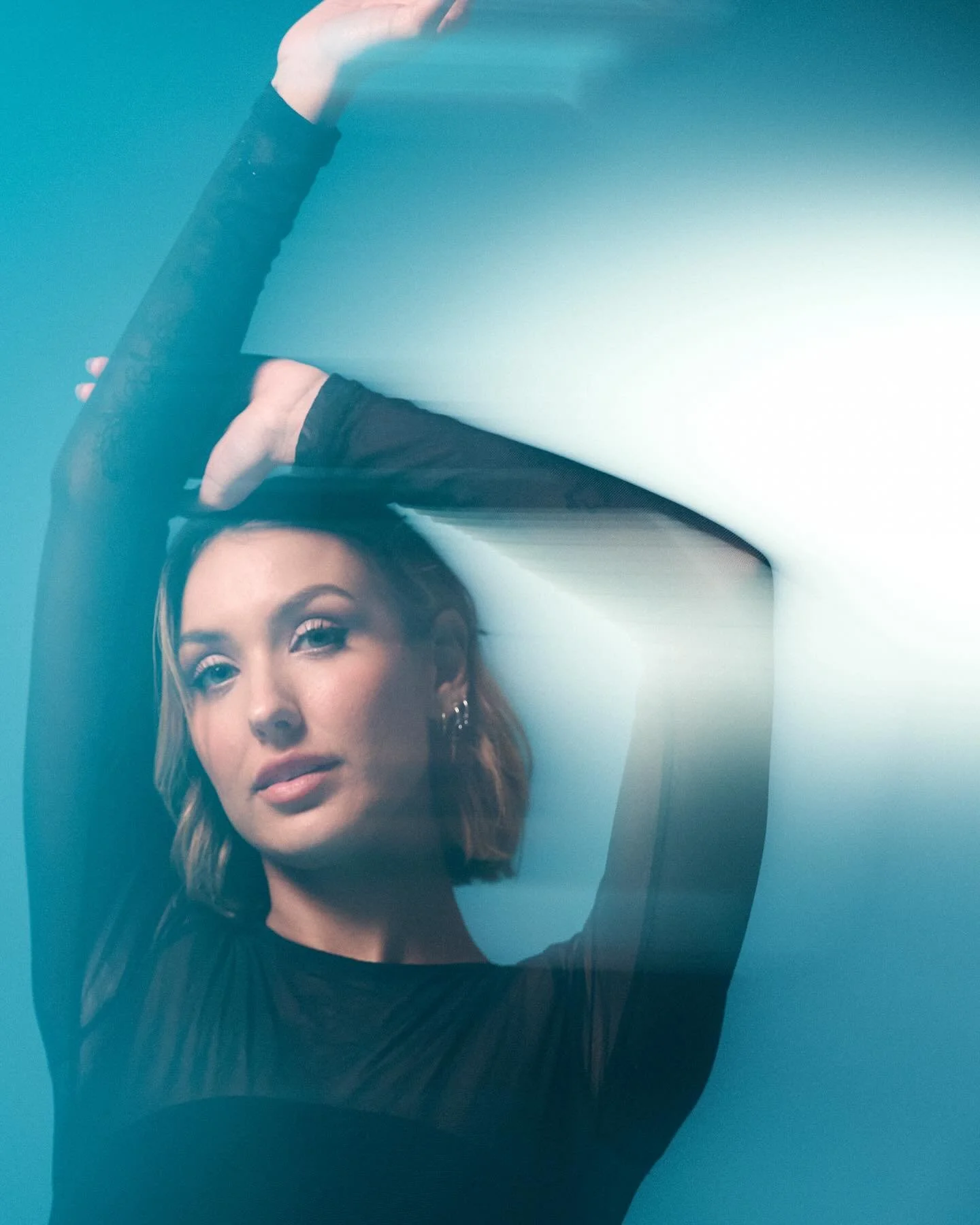 Press shots for the magnificent @lunamaymusic 🦋 ✨ 

Her new track &lsquo;Heartbeat&rsquo; pairs perfectly with these images and a nice glass of sparkling. Have a listen on Spotify today🍾