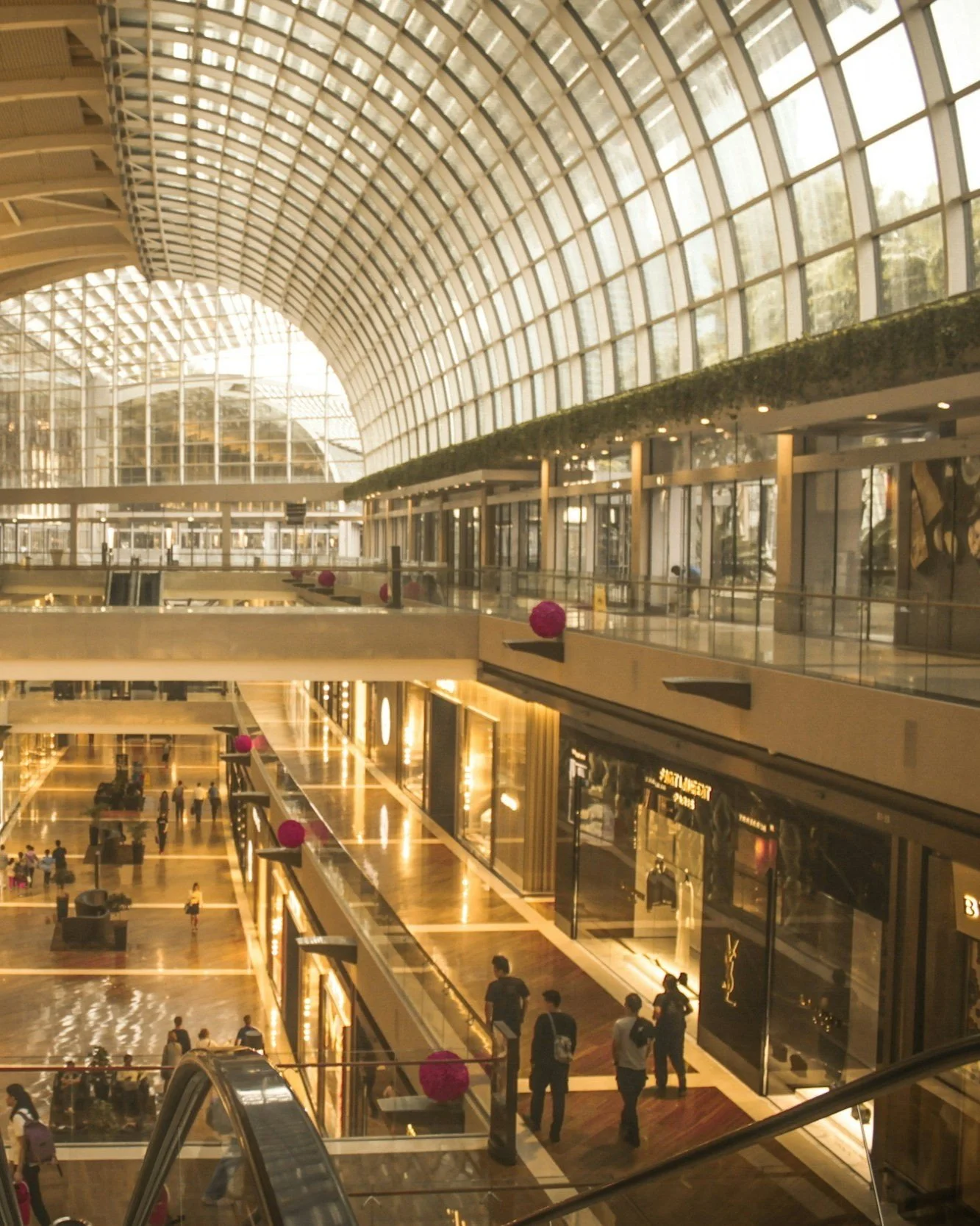 What Sets the 1% Apart: Lessons from Luxury’s Q1 Shake-Up – image 1 from Episode 28 newsletter