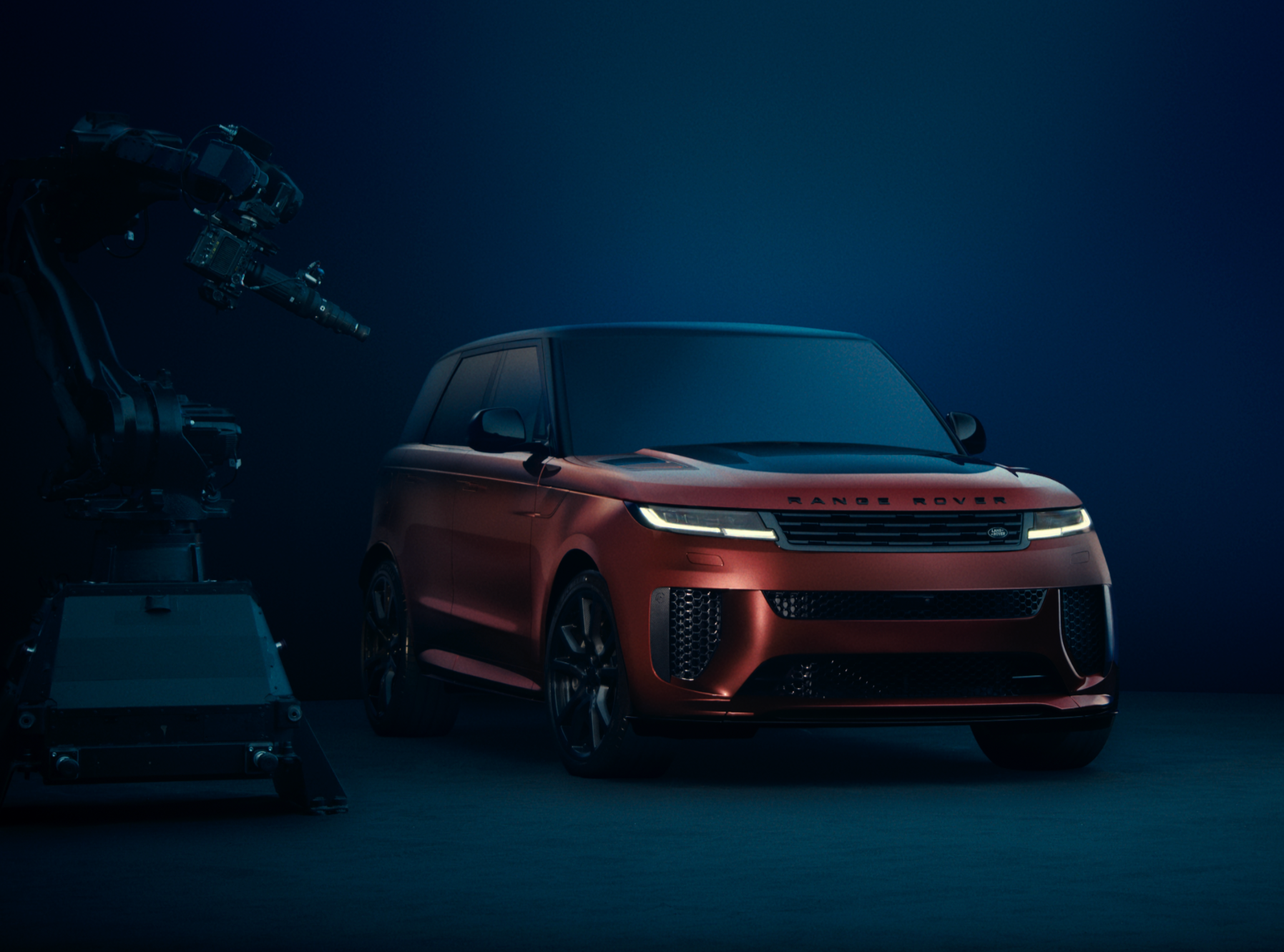 RANGE ROVER: SV CARBON