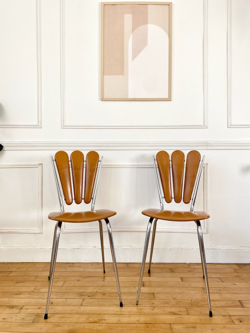 Paire de chaises vintage forme pétales
