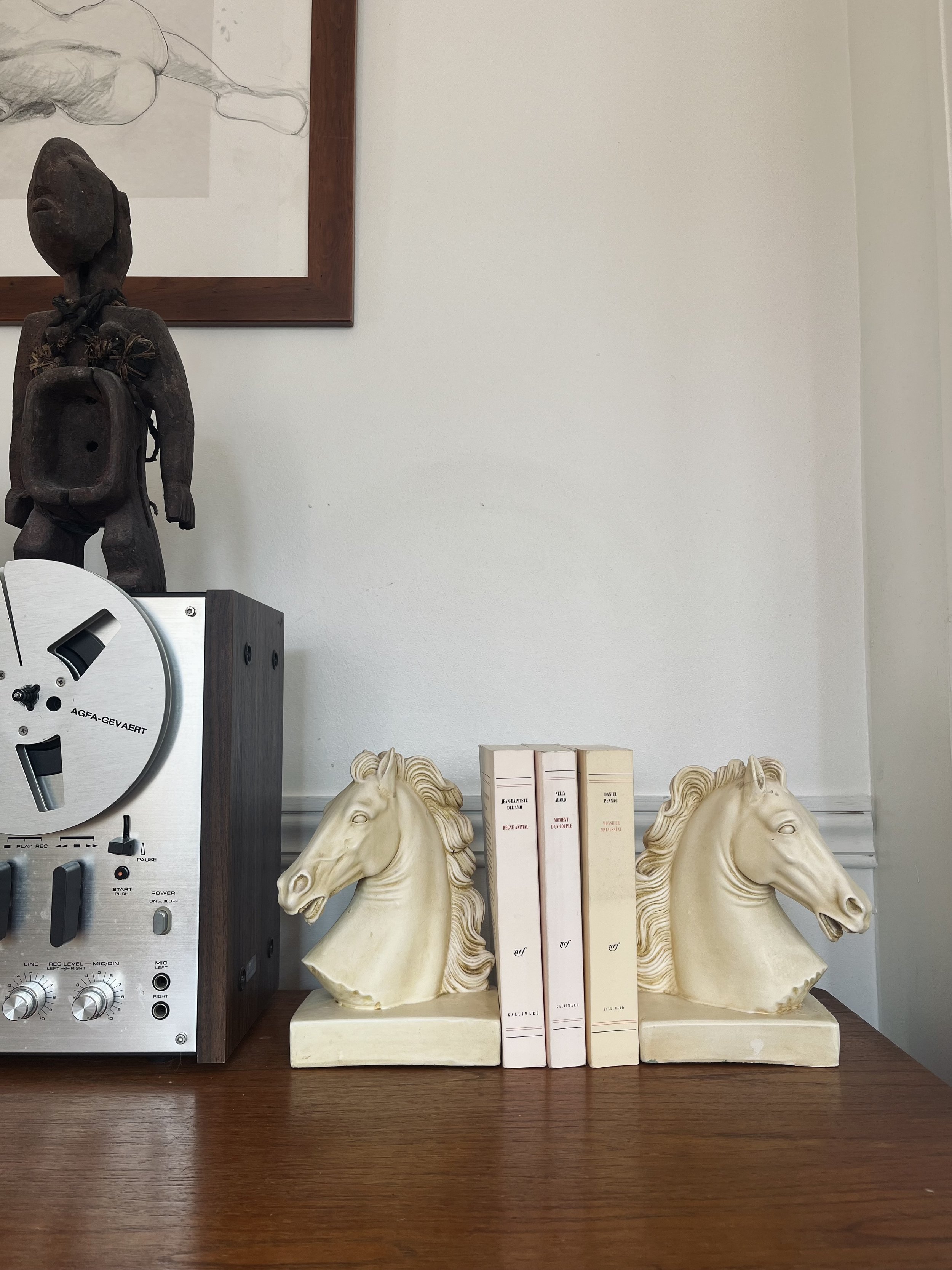 Paire de serre-livres chevaux en plâtre