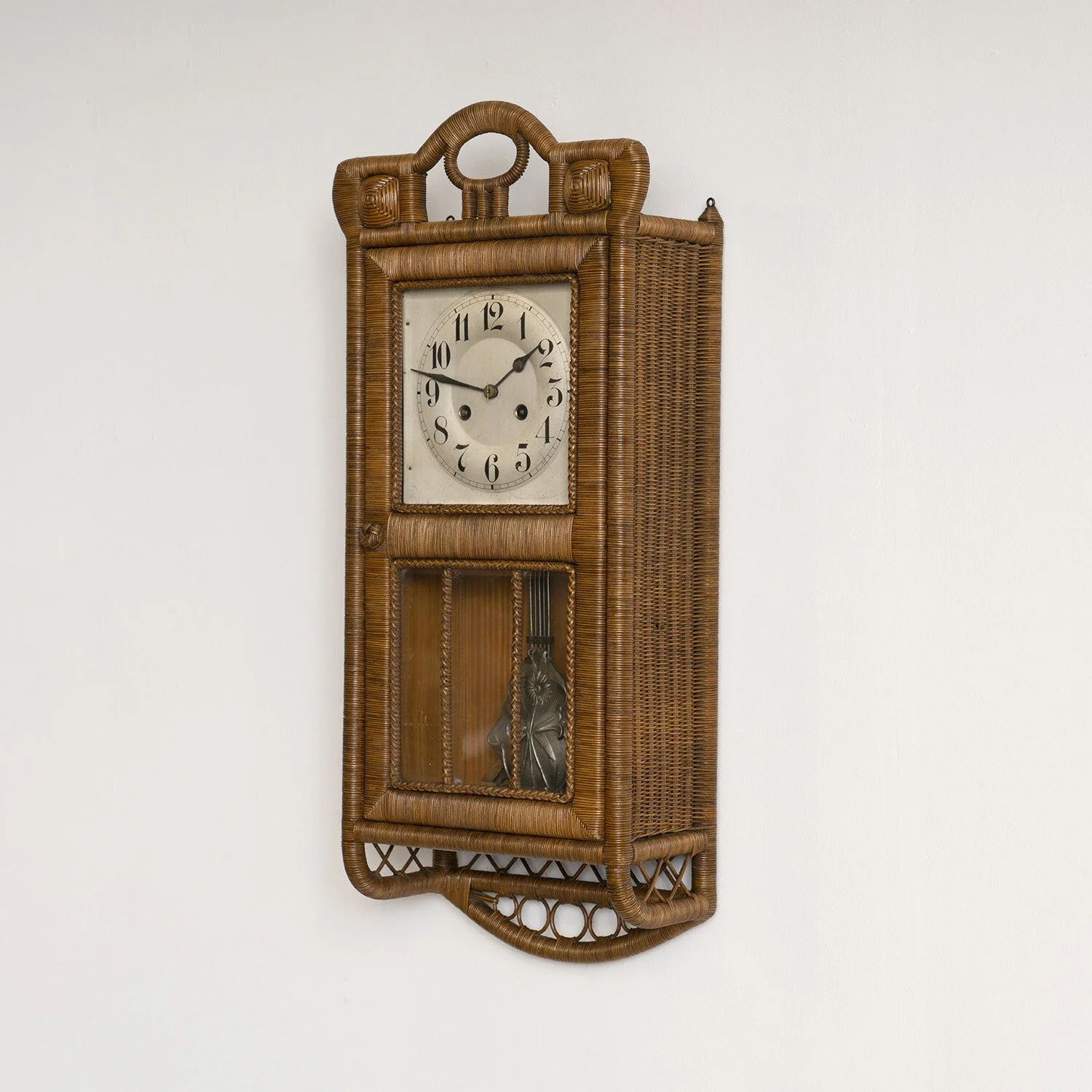 Art_Nouveau_Wicker_Wall_Clock_001.jpg