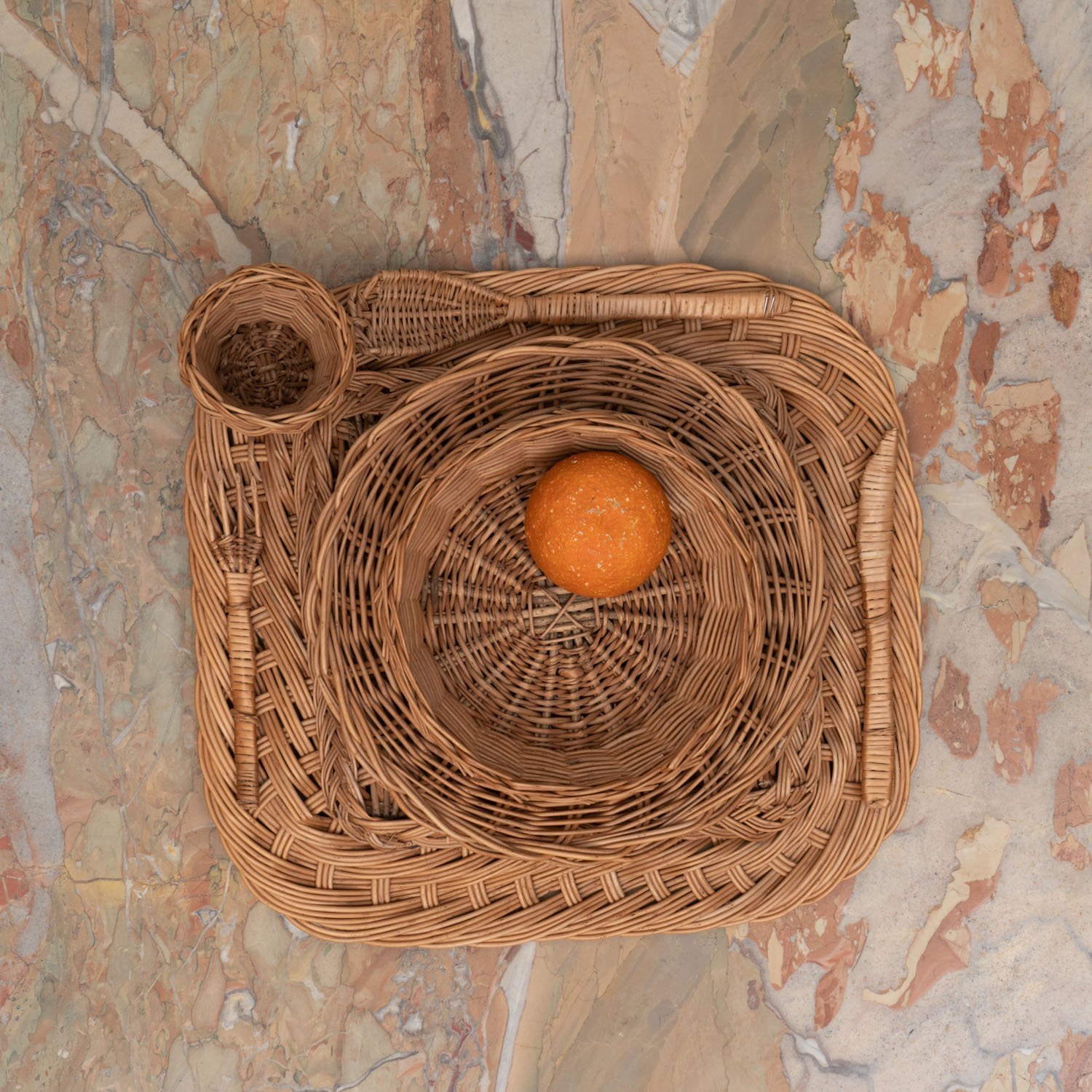 O129_Casa_Lopez_Rattan_Place_Setting_Sculpture_02.jpeg