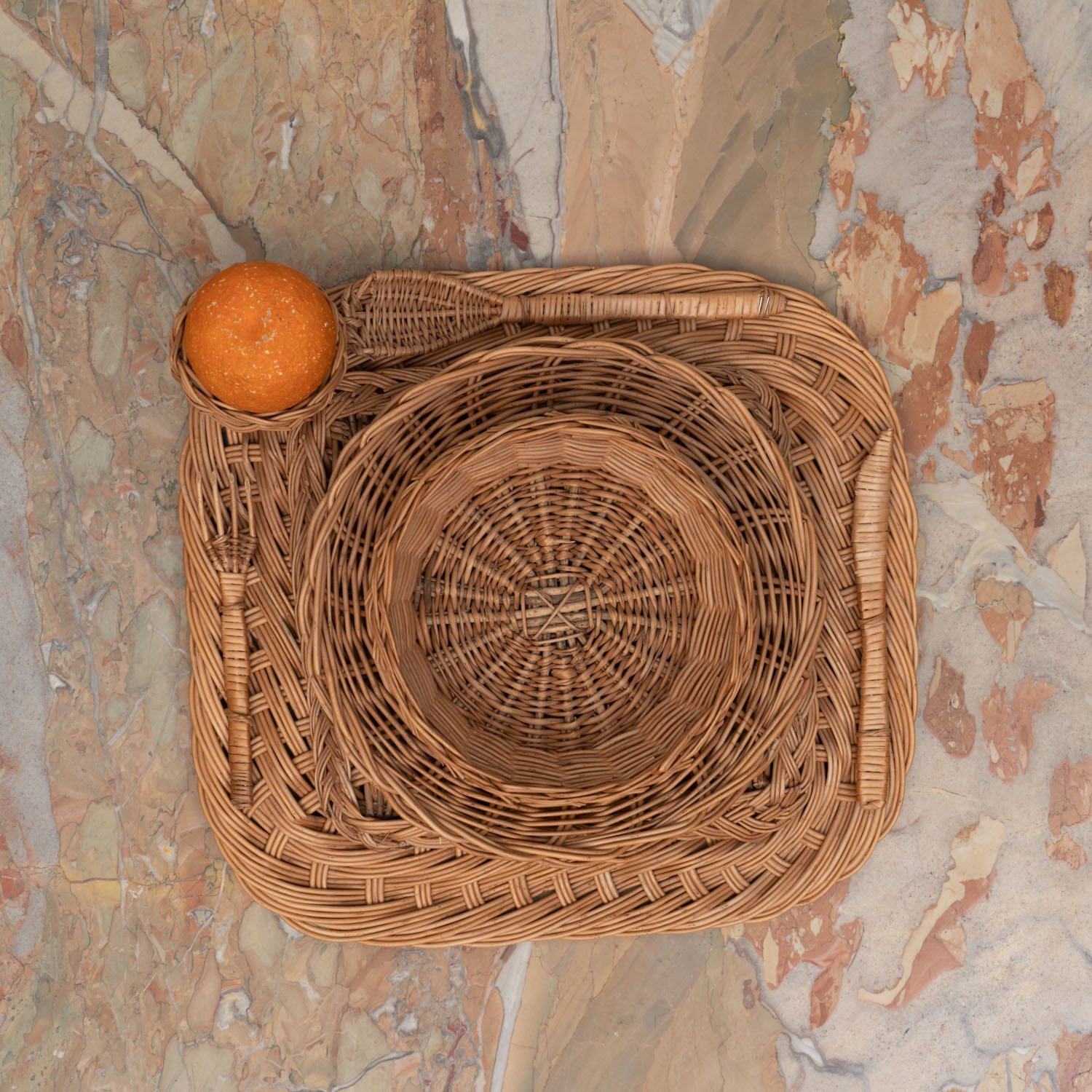O129_Casa_Lopez_Rattan_Place_Setting_Sculpture_03.jpeg