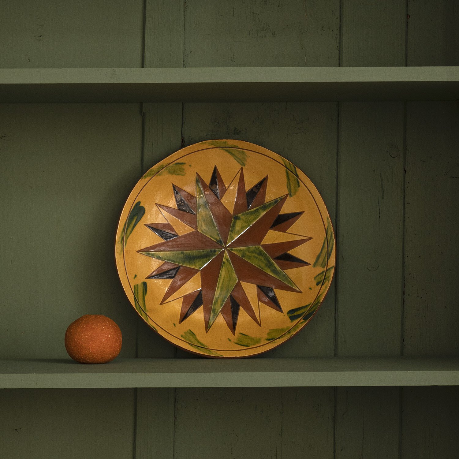 Redware_Plate_with_20_Point_Star_001.jpg