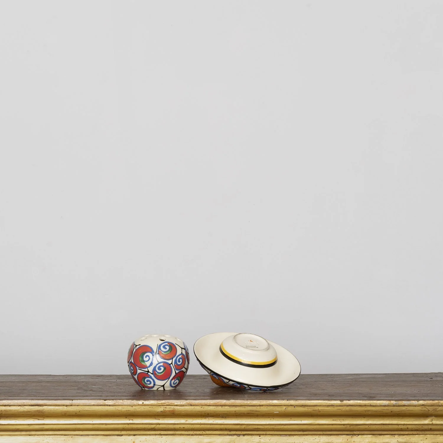 O53__Secessionist_Art_Pottery_Centerpiece_with_Frog_05.jpg